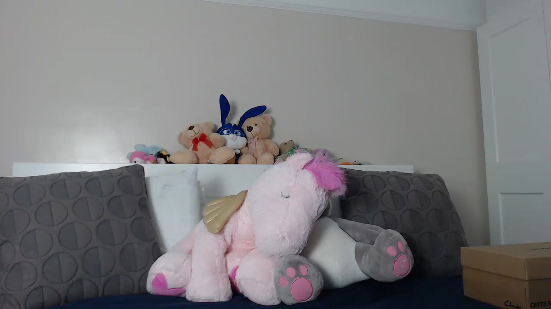 Gallery image thumbnail from ruby_oharax's myfreecams stream on, 03/14/2023, 16:36 image 5 of 20