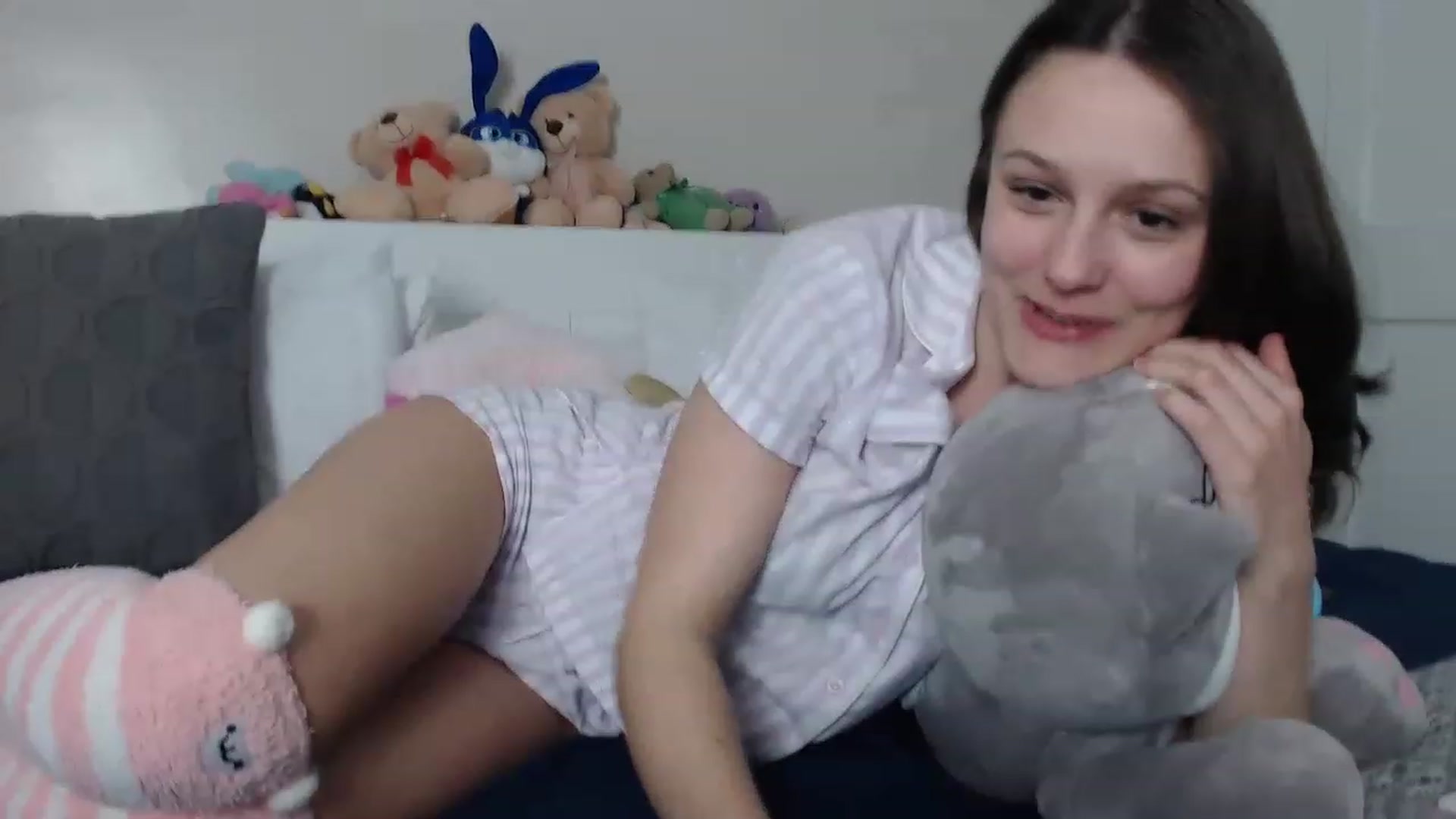 Gallery image thumbnail from ruby_oharax's myfreecams stream on, 03/18/2023, 18:06 image 13 of 20