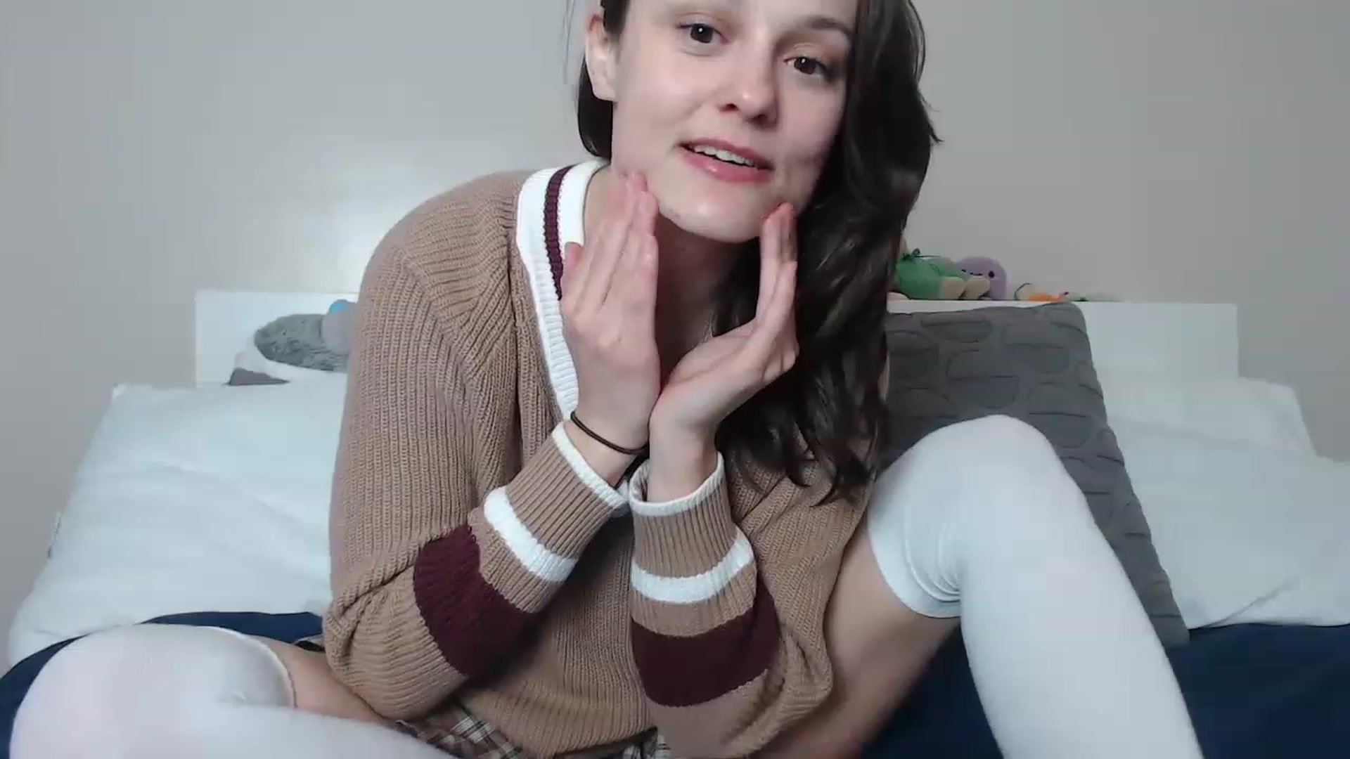 Gallery image thumbnail from ruby_oharax's myfreecams stream on, 03/20/2023, 16:33 image 10 of 20