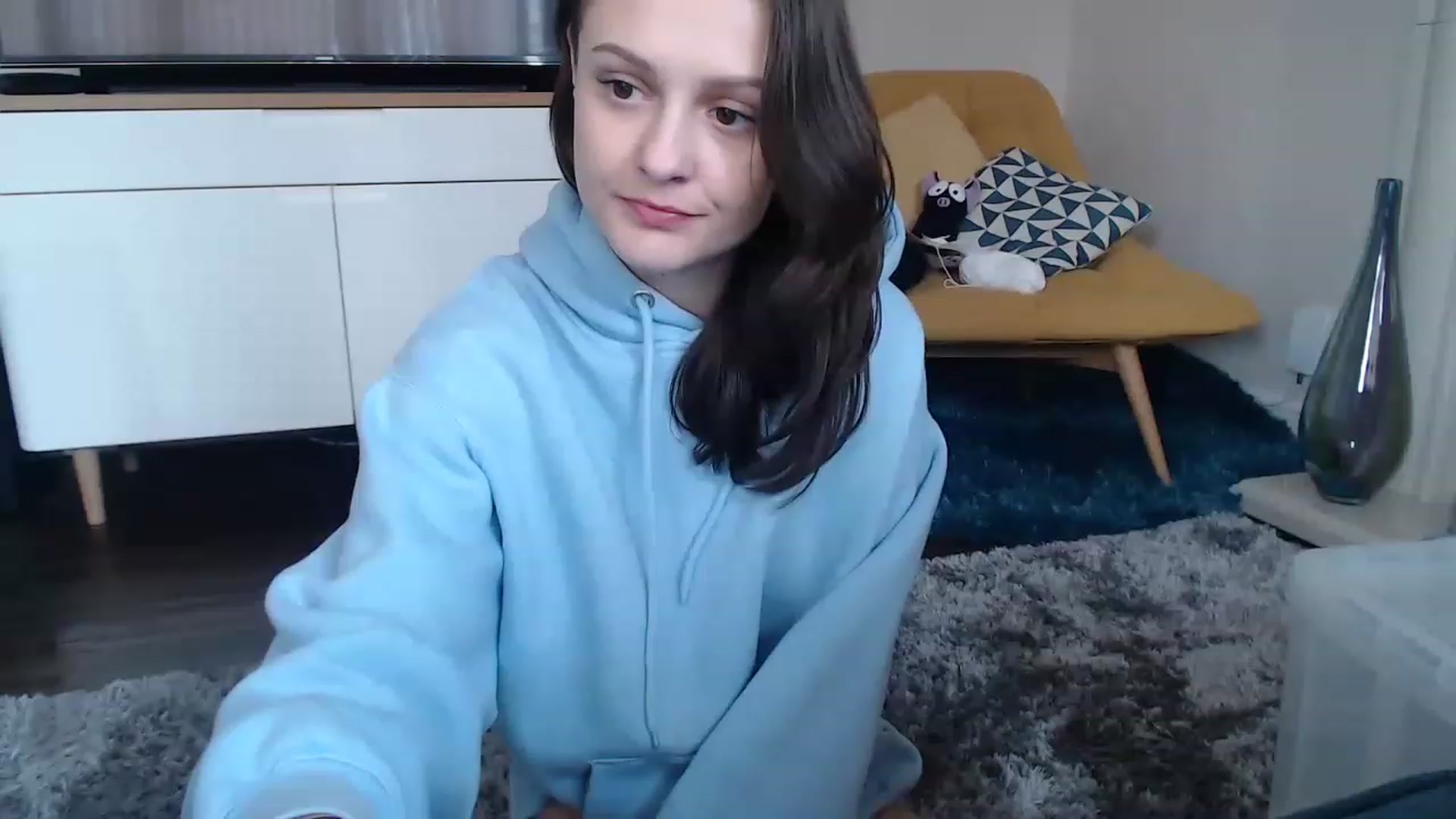 Gallery image thumbnail from ruby_oharax's myfreecams stream on, 03/21/2023, 16:17 image 12 of 20