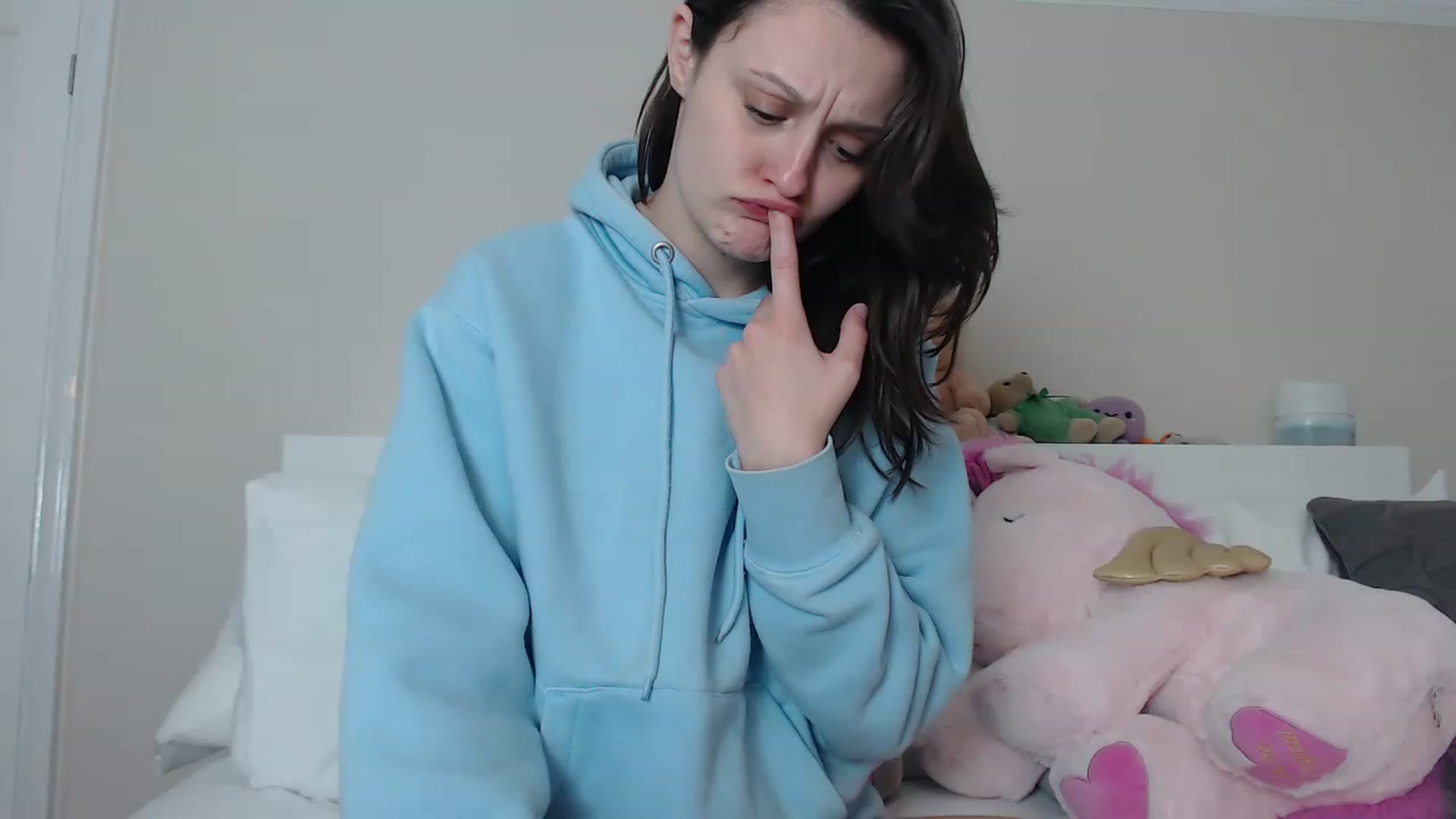 Gallery image thumbnail from ruby_oharax's myfreecams stream on, 03/28/2023, 16:55 image 8 of 20