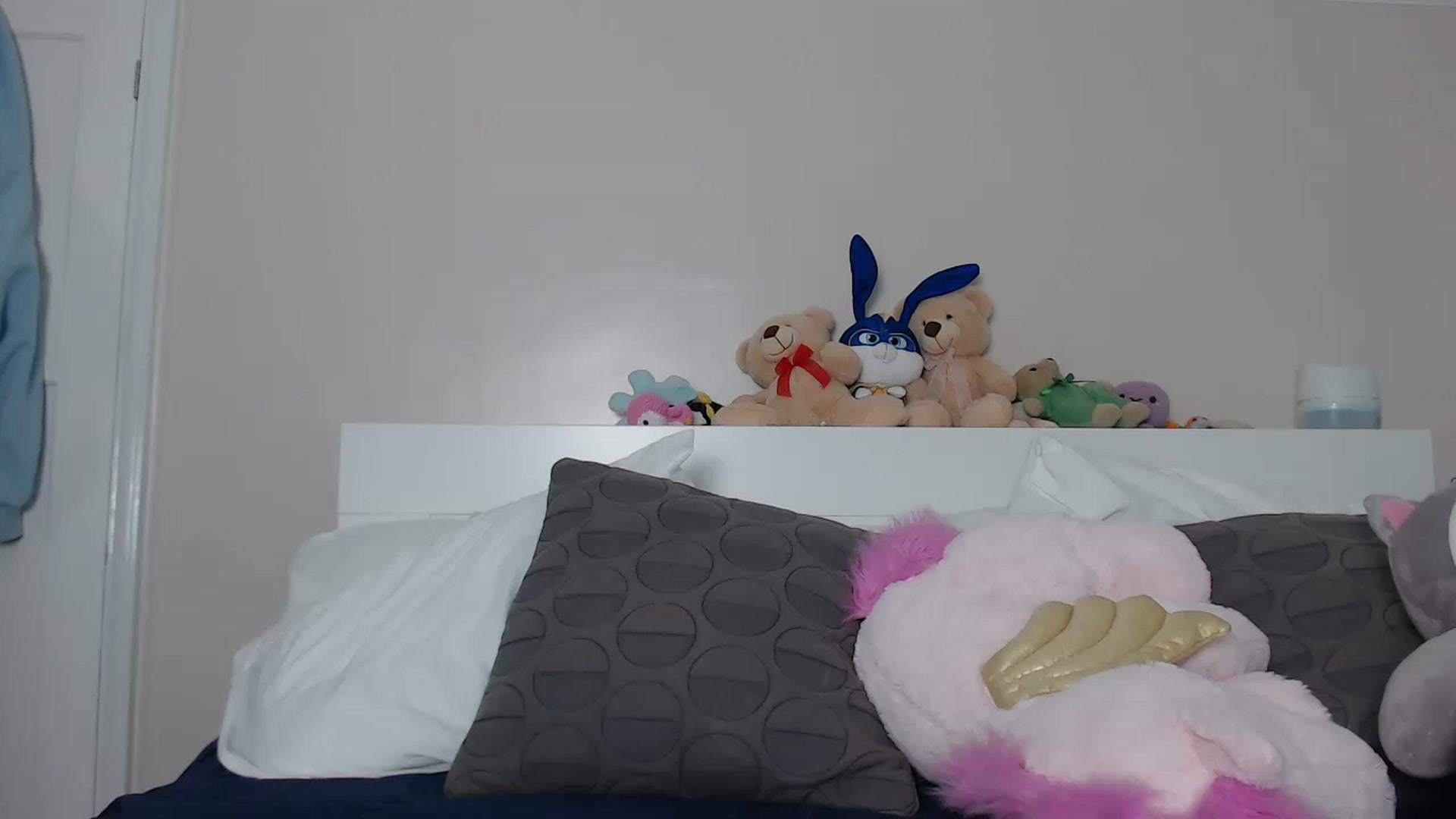Gallery image thumbnail from ruby_oharax's myfreecams stream on, 03/31/2023, 17:48 image 11 of 20