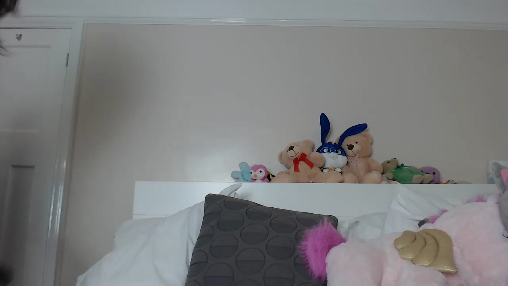 Gallery image thumbnail from ruby_oharax's myfreecams stream on, 04/02/2023, 24:12 image 9 of 20