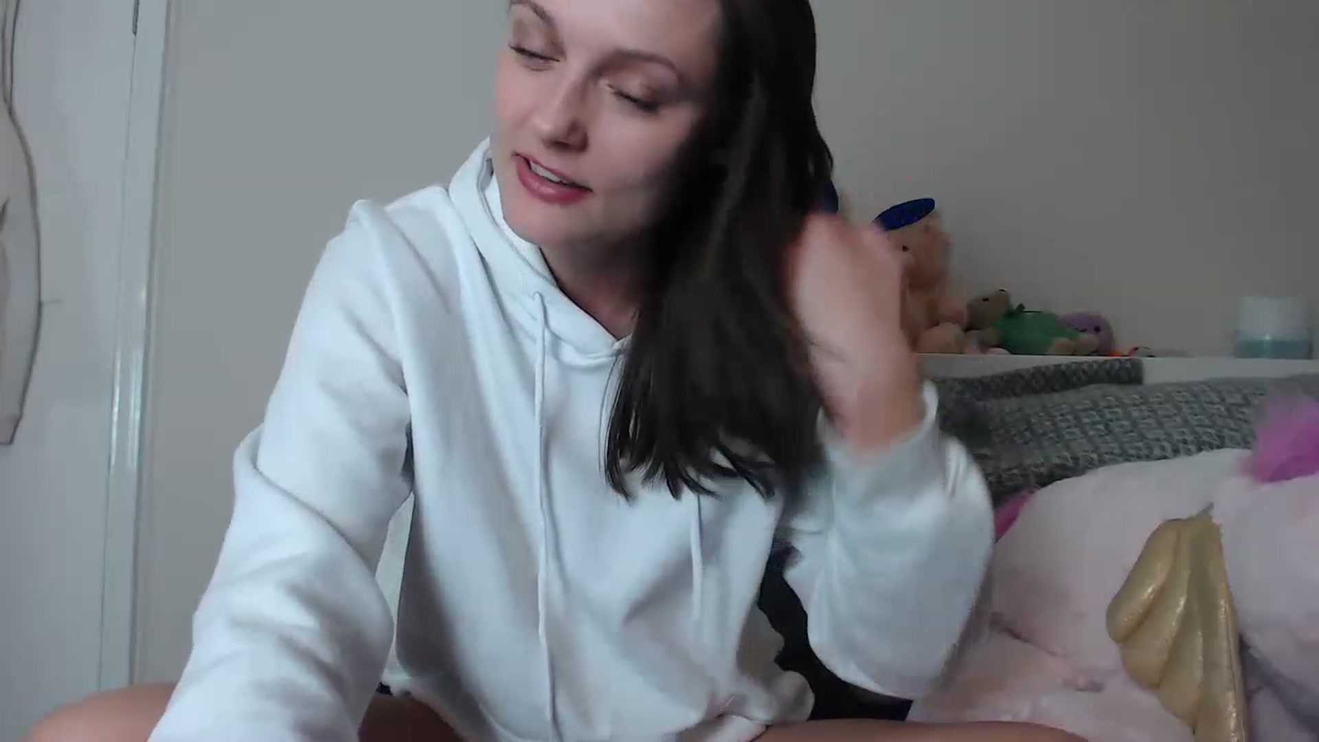 Gallery image thumbnail from ruby_oharax's myfreecams stream on, 04/05/2023, 21:32 image 17 of 20