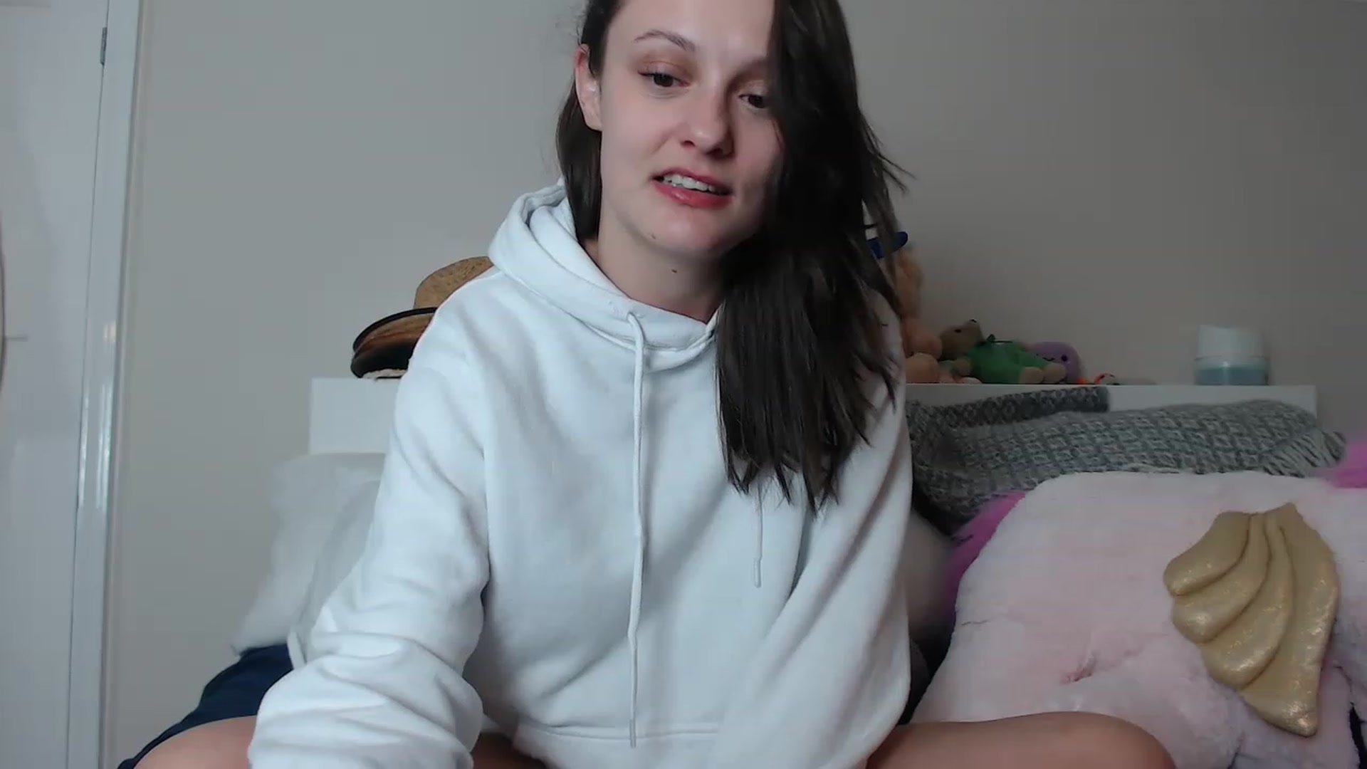 Gallery image thumbnail from ruby_oharax's myfreecams stream on, 04/05/2023, 21:32 image 8 of 20