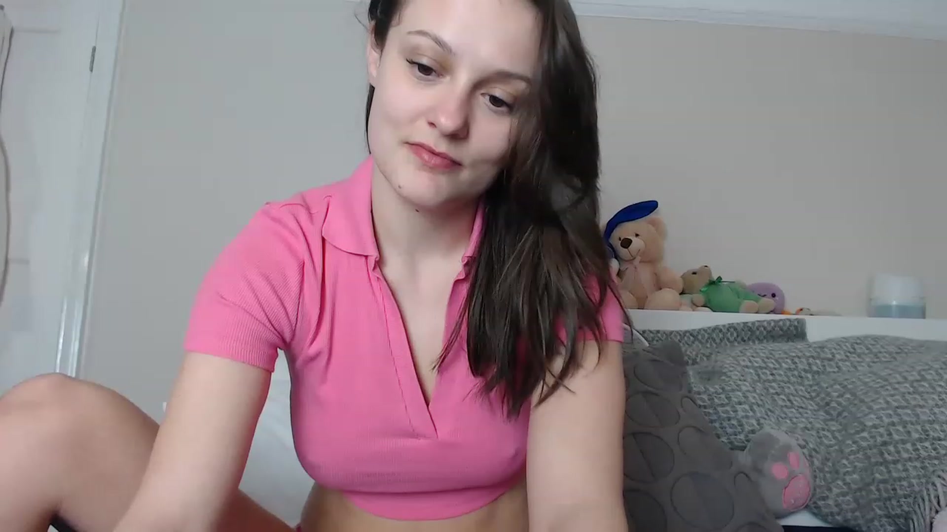Gallery image thumbnail from ruby_oharax's myfreecams stream on, 04/06/2023, 12:31 image 6 of 20