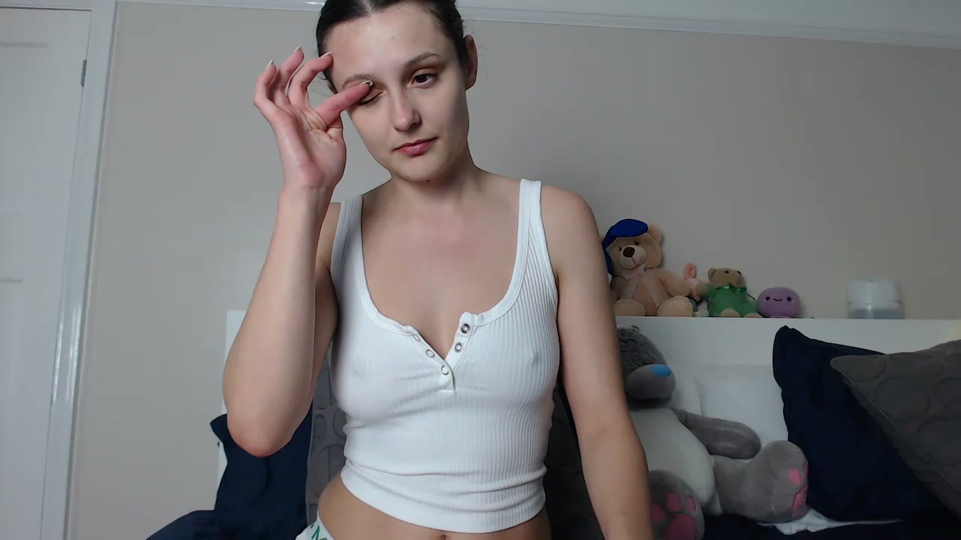 Gallery image thumbnail from ruby_oharax's myfreecams stream on, 05/06/2023, 18:05 image 4 of 20