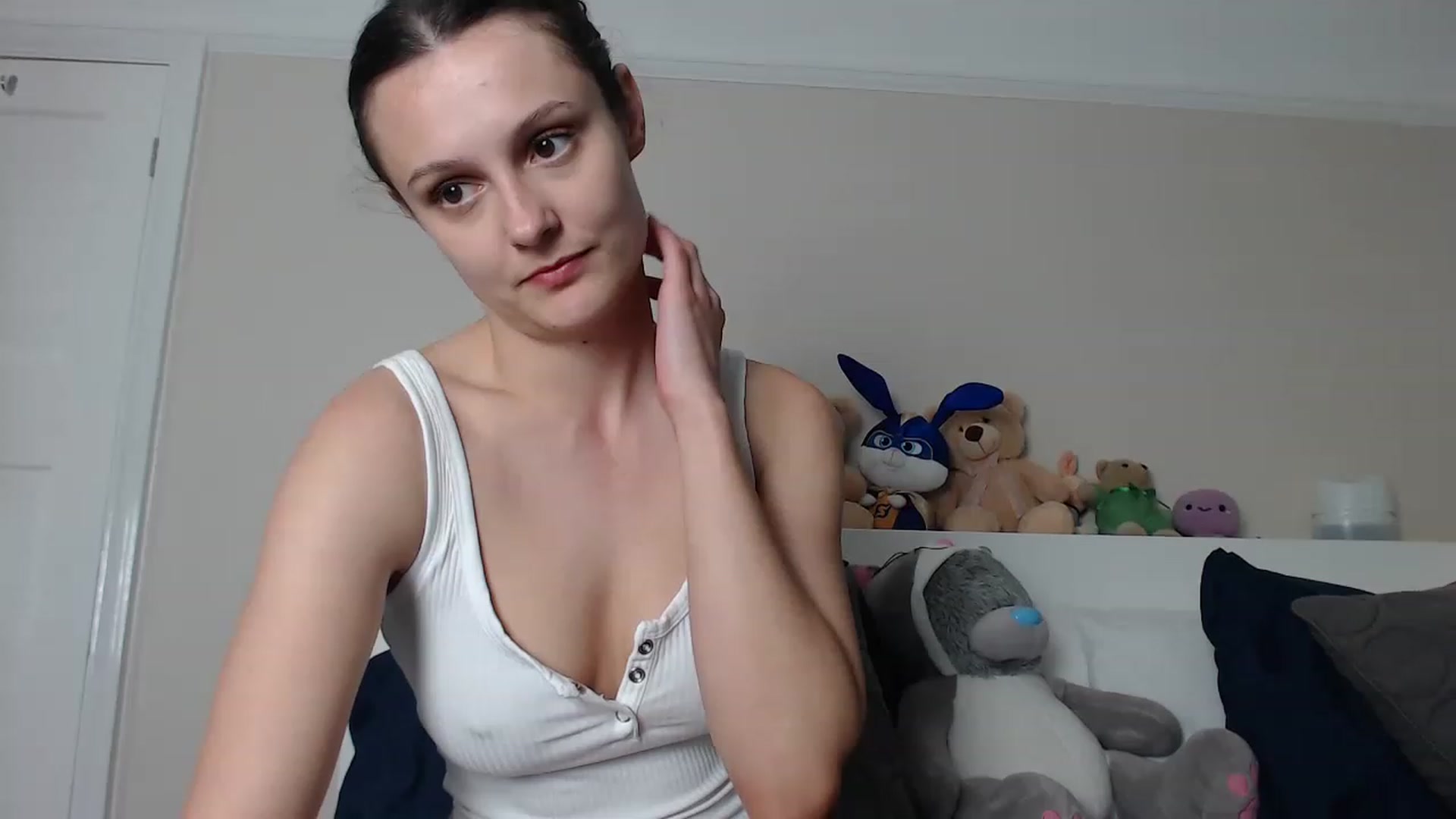 Gallery image thumbnail from ruby_oharax's myfreecams stream on, 05/06/2023, 18:05 image 11 of 20