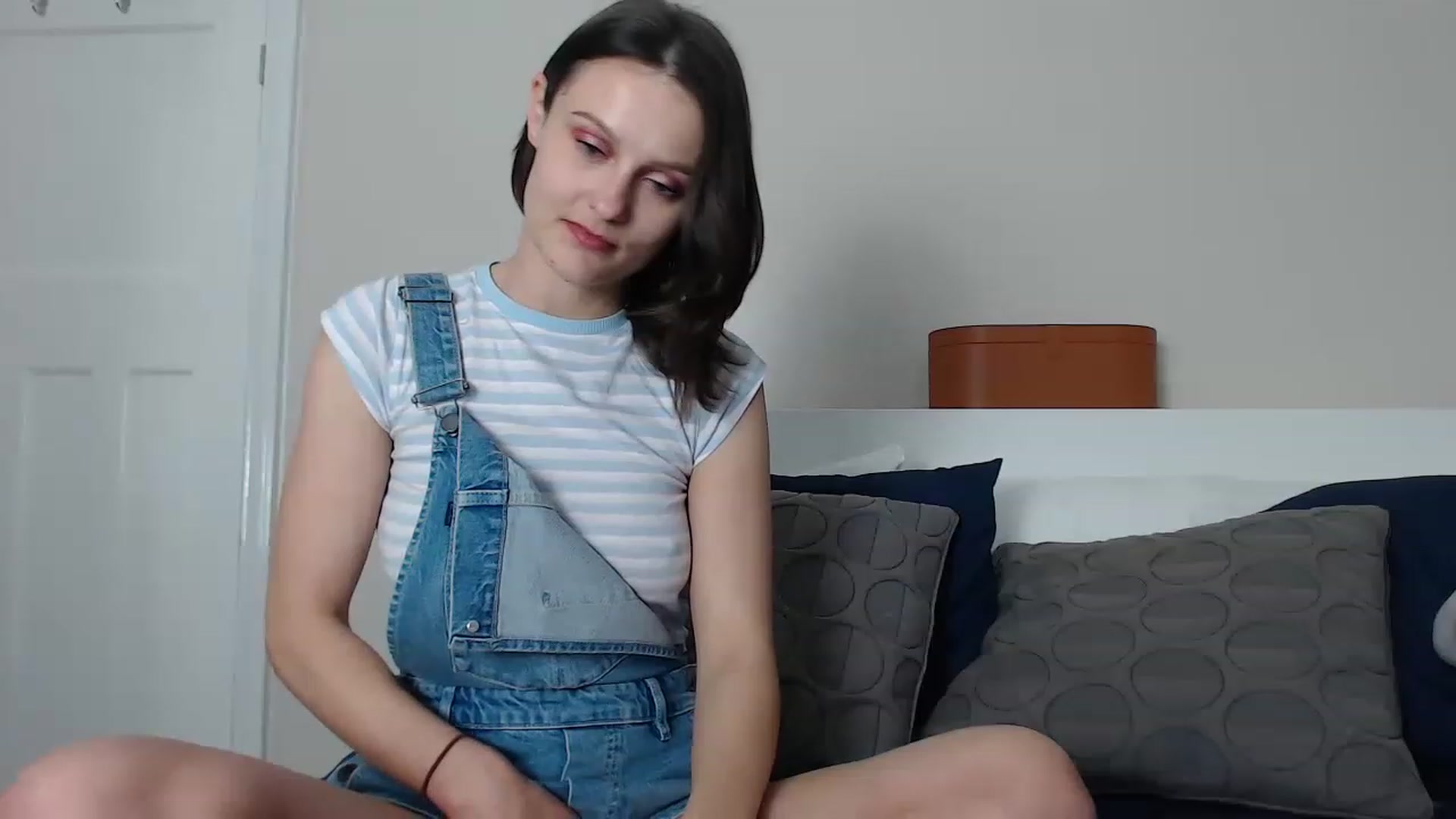 Gallery image thumbnail from ruby_oharax's myfreecams stream on, 05/10/2023, 15:12 image 4 of 20