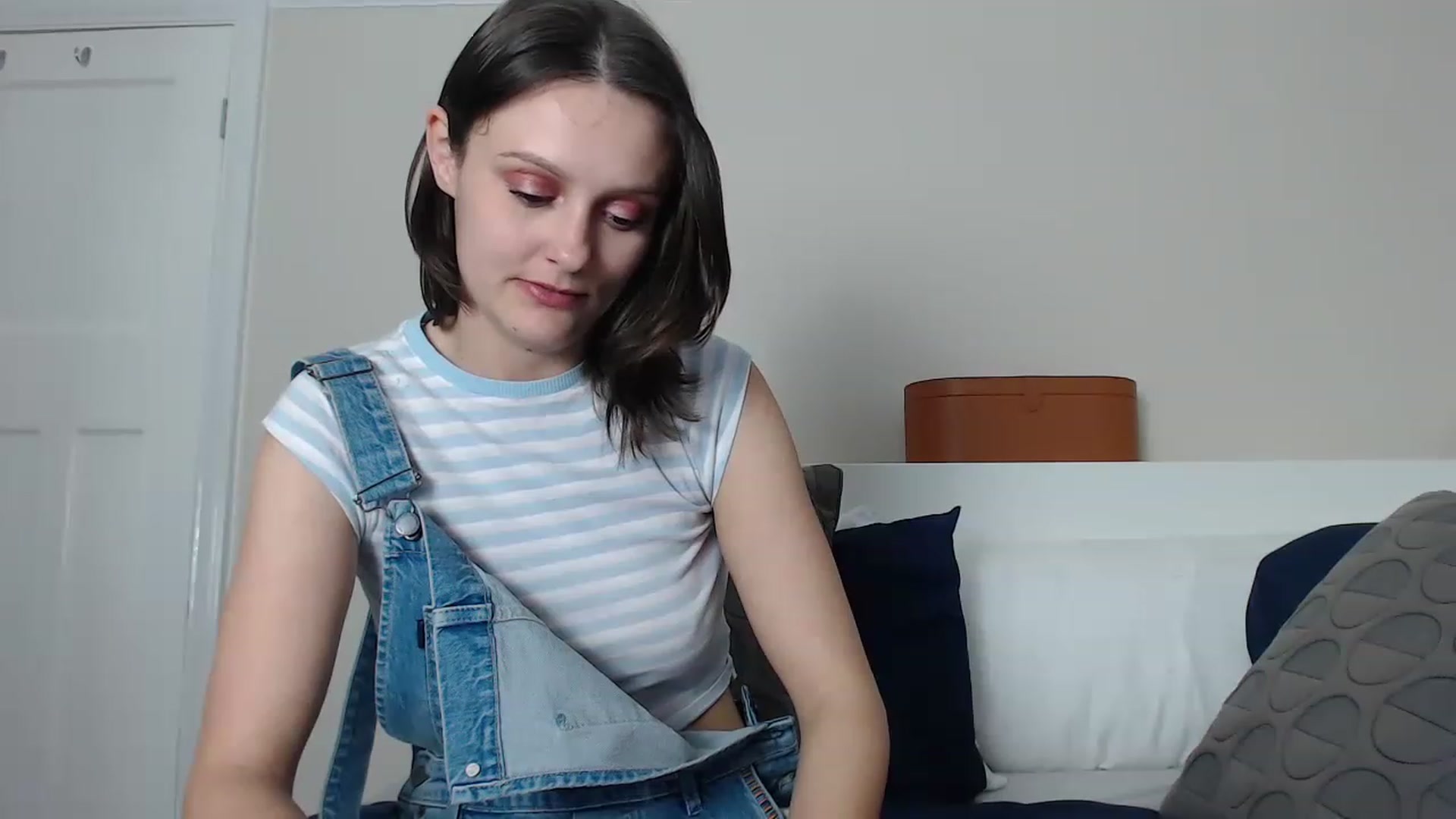 Gallery image thumbnail from ruby_oharax's myfreecams stream on, 05/10/2023, 17:58 image 20 of 20