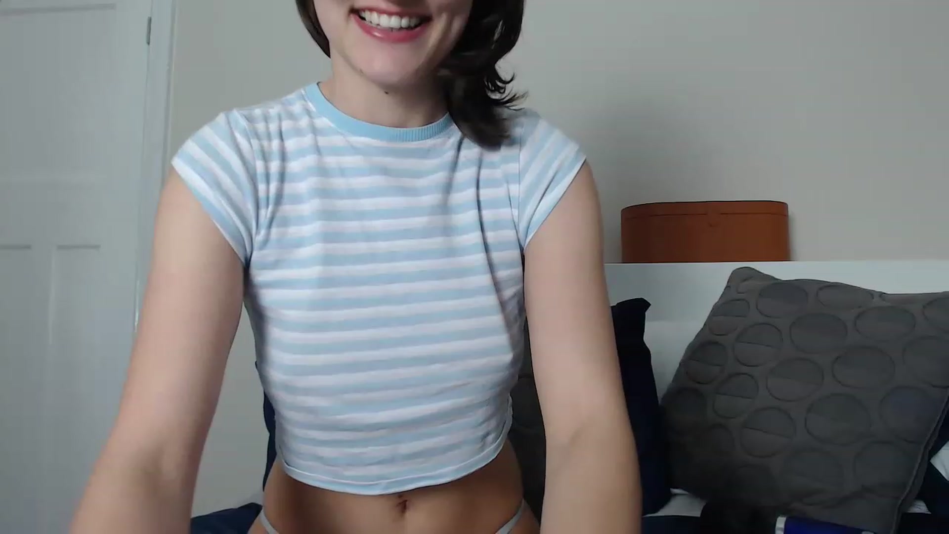 Gallery image thumbnail from ruby_oharax's myfreecams stream on, 05/10/2023, 18:43 image 8 of 20