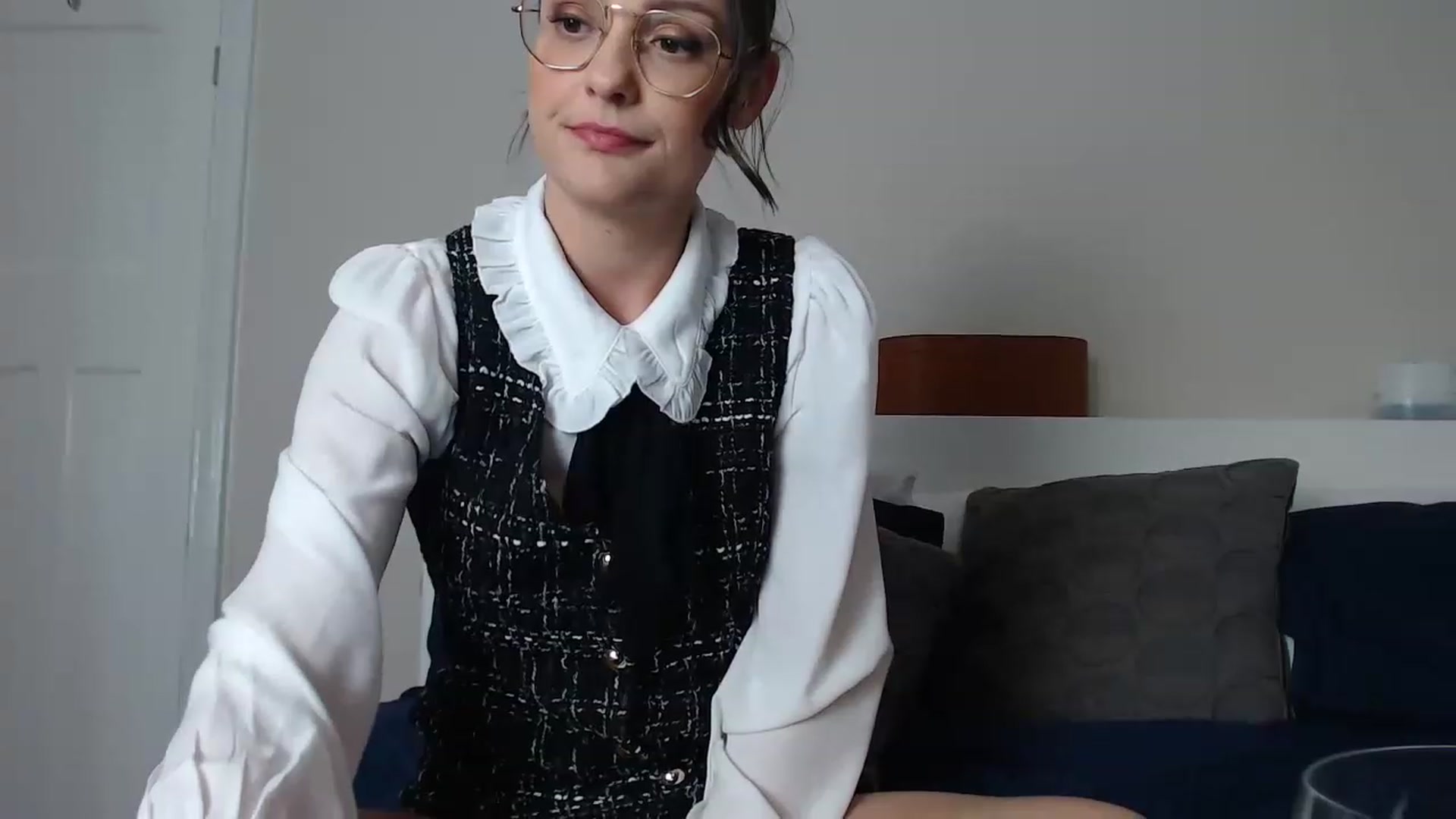Gallery image thumbnail from ruby_oharax's myfreecams stream on, 05/18/2023, 01:17 image 19 of 20