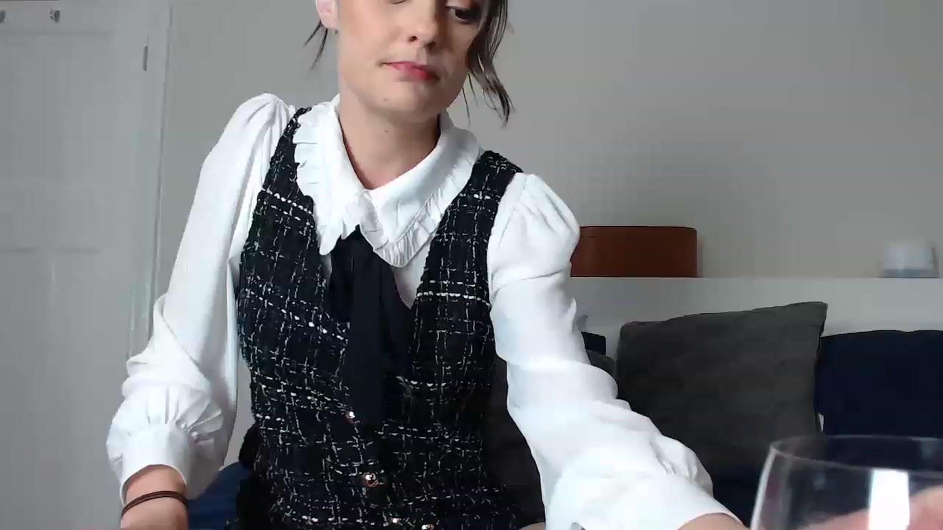 Gallery image thumbnail from ruby_oharax's myfreecams stream on, 05/18/2023, 01:17 image 15 of 20