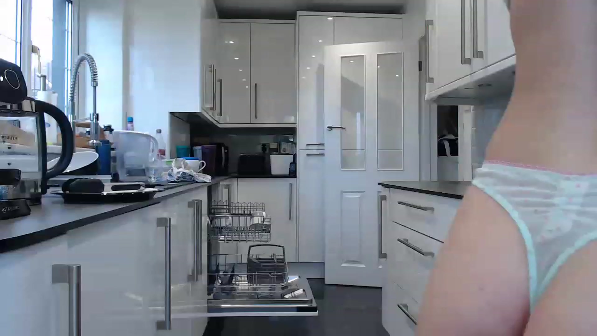 Gallery image thumbnail from ruby_oharax's myfreecams stream on, 05/23/2023, 18:49 image 15 of 20