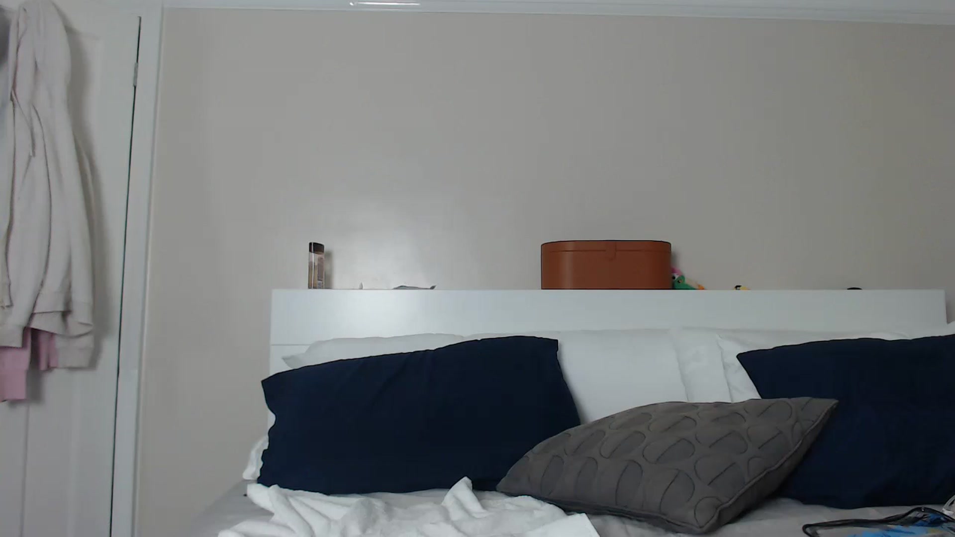 Gallery image thumbnail from ruby_oharax's myfreecams stream on, 06/19/2023, 21:46 image 8 of 20