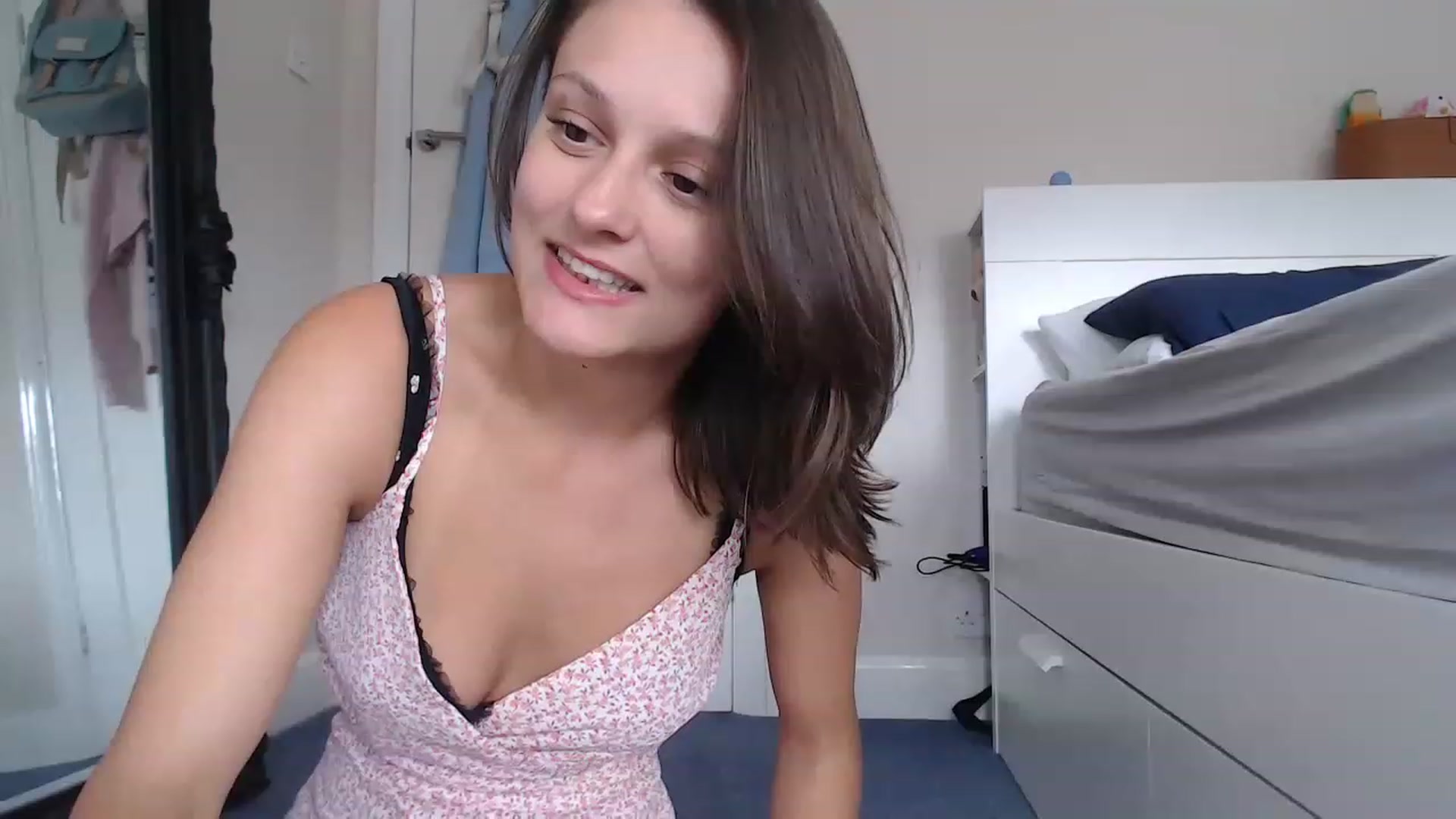 Gallery image thumbnail from ruby_oharax's myfreecams stream on, 06/27/2023, 12:55 image 19 of 20