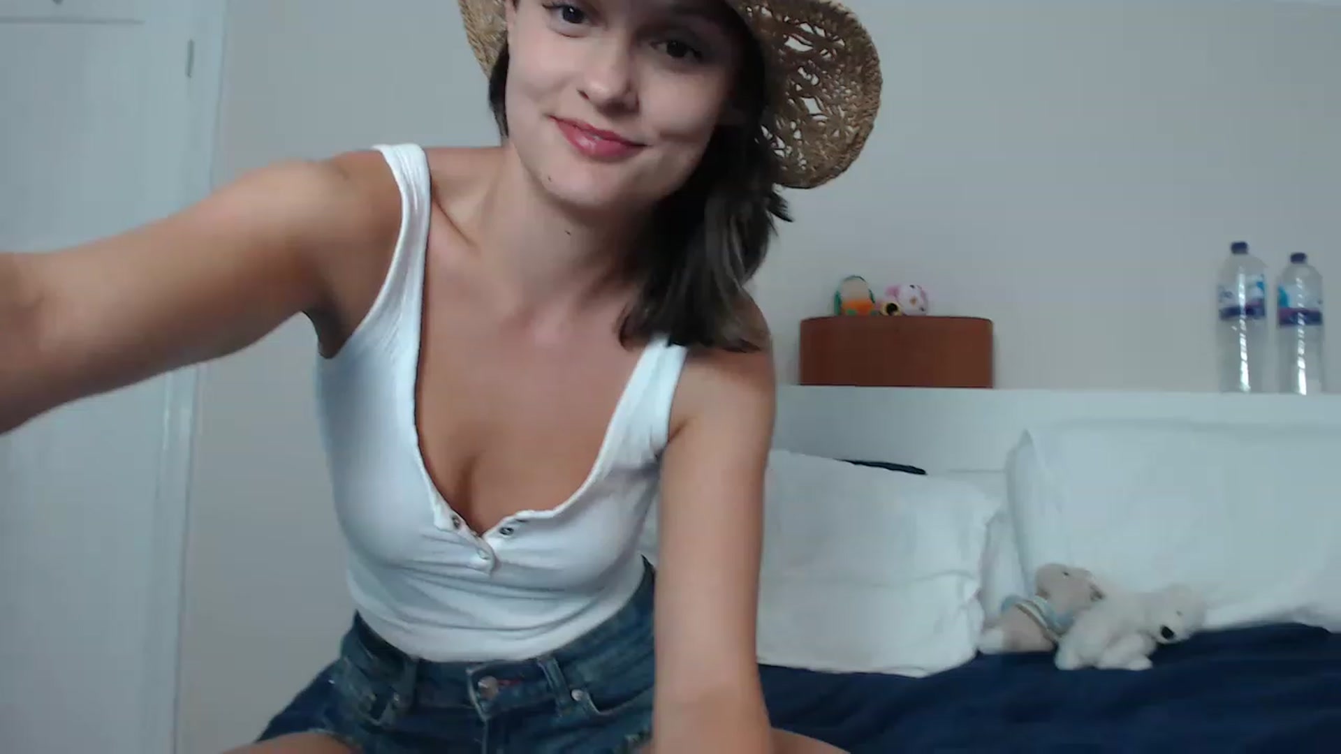 Gallery image thumbnail from ruby_oharax's myfreecams stream on, 06/28/2023, 22:38 image 4 of 20