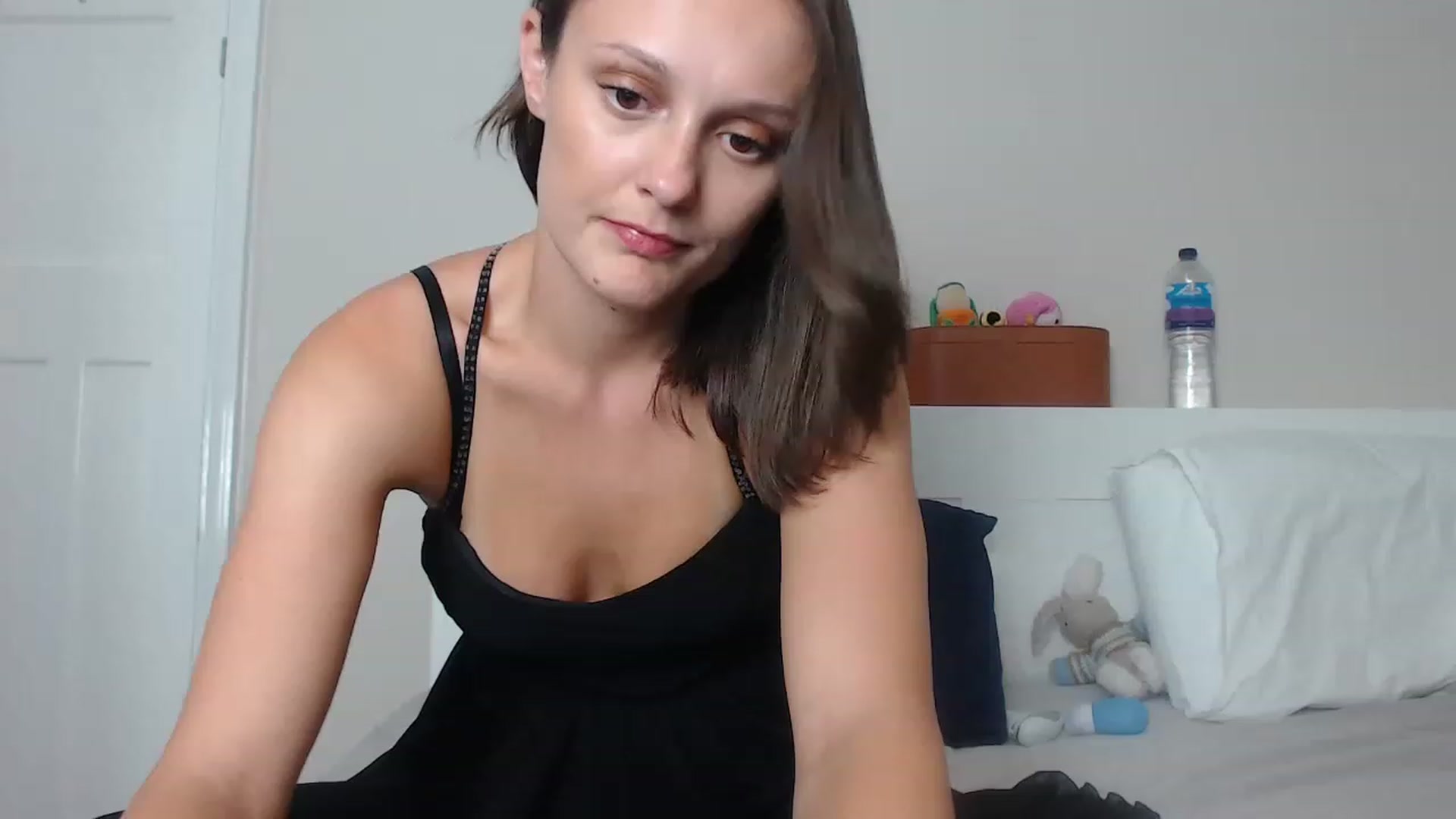 Gallery image thumbnail from ruby_oharax's myfreecams stream on, 06/29/2023, 21:53 image 15 of 20