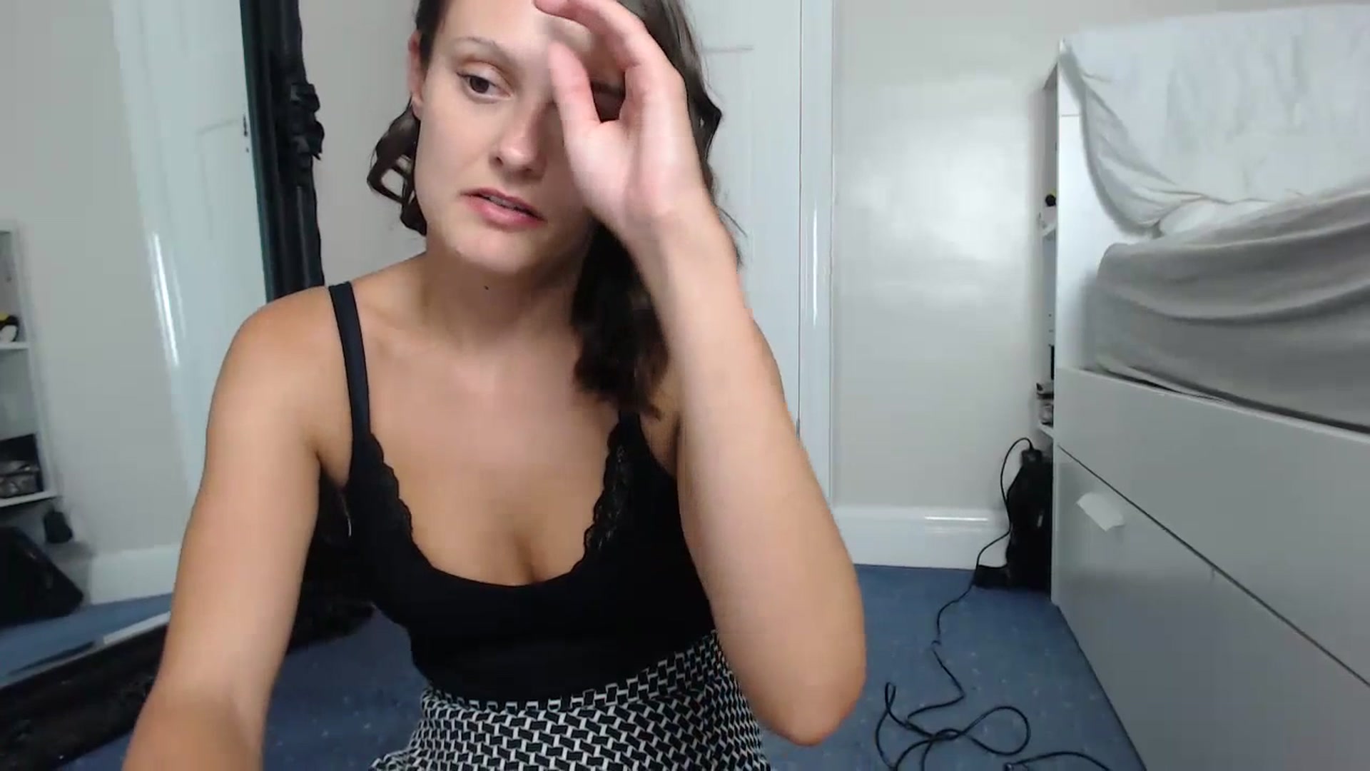 Gallery image thumbnail from ruby_oharax's myfreecams stream on, 07/19/2023, 22:19 image 9 of 20