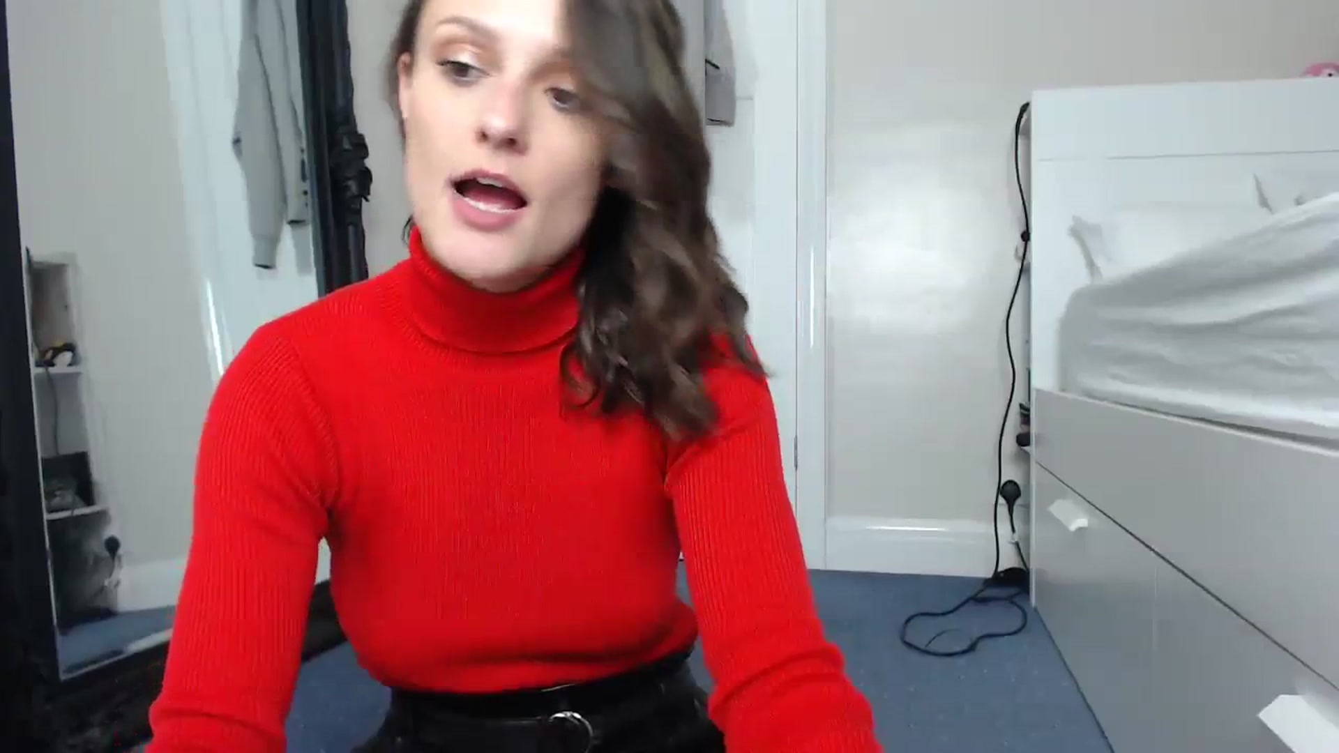 Gallery image thumbnail from ruby_oharax's myfreecams stream on, 08/03/2023, 20:30 image 10 of 20