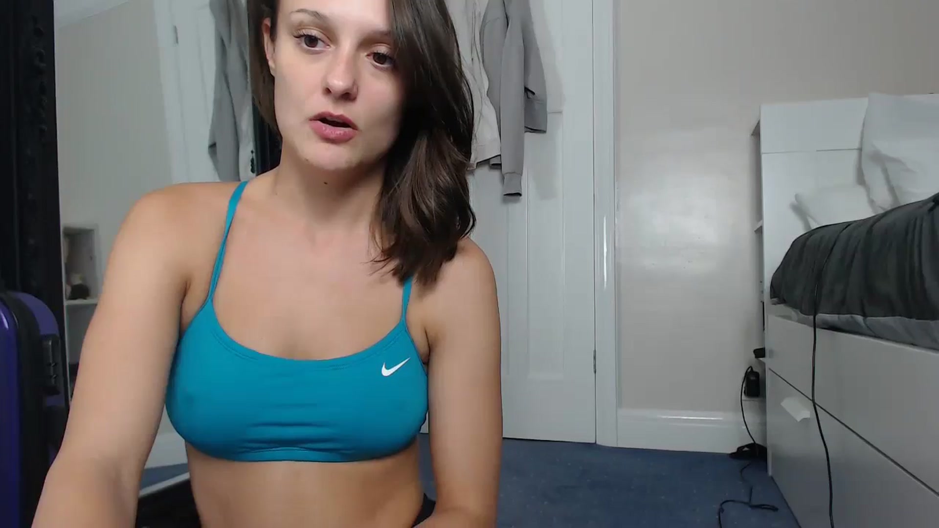 Gallery image thumbnail from ruby_oharax's myfreecams stream on, 08/08/2023, 21:01 image 18 of 20