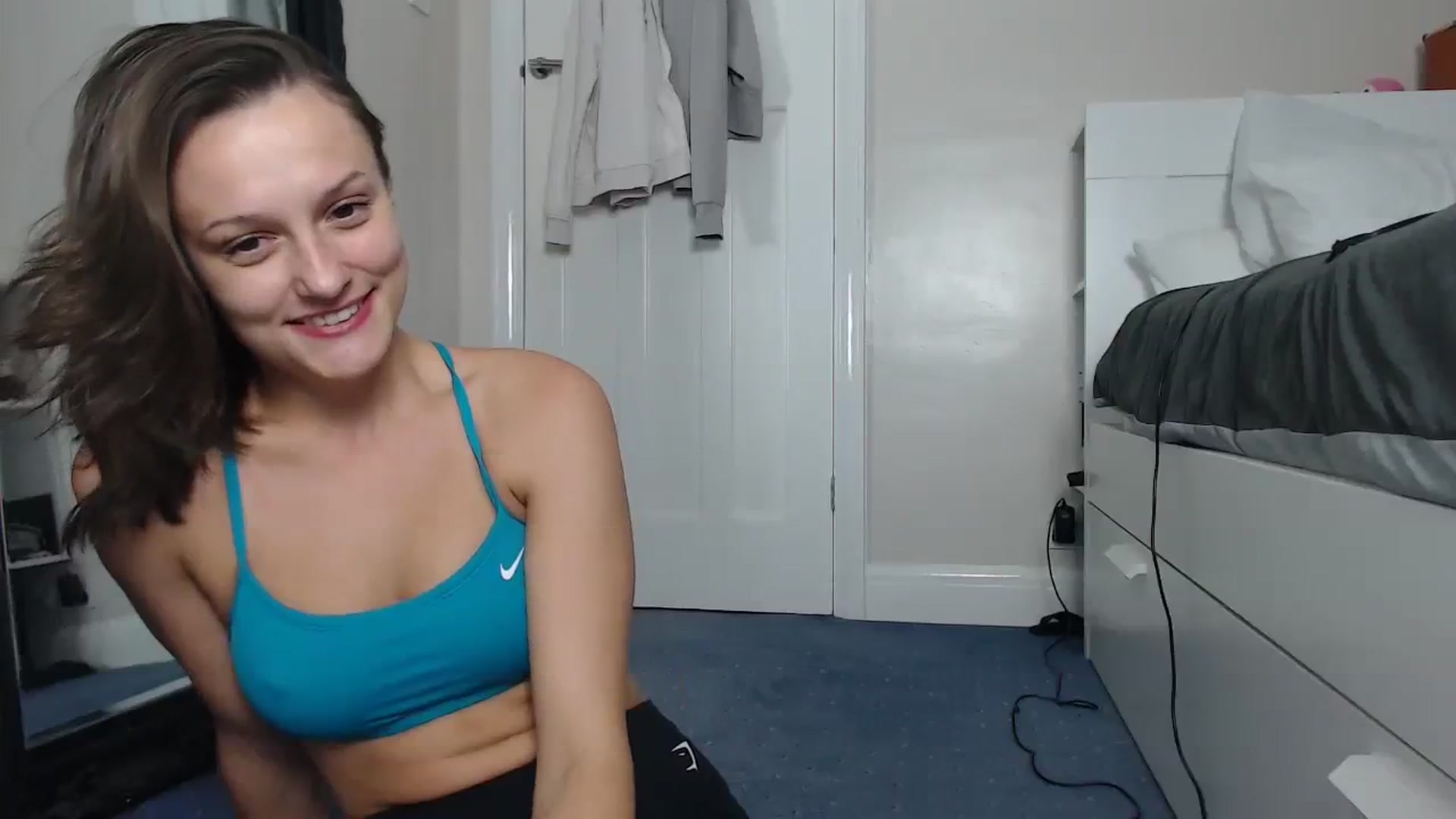 Gallery image thumbnail from ruby_oharax's myfreecams stream on, 08/08/2023, 21:01 image 16 of 20