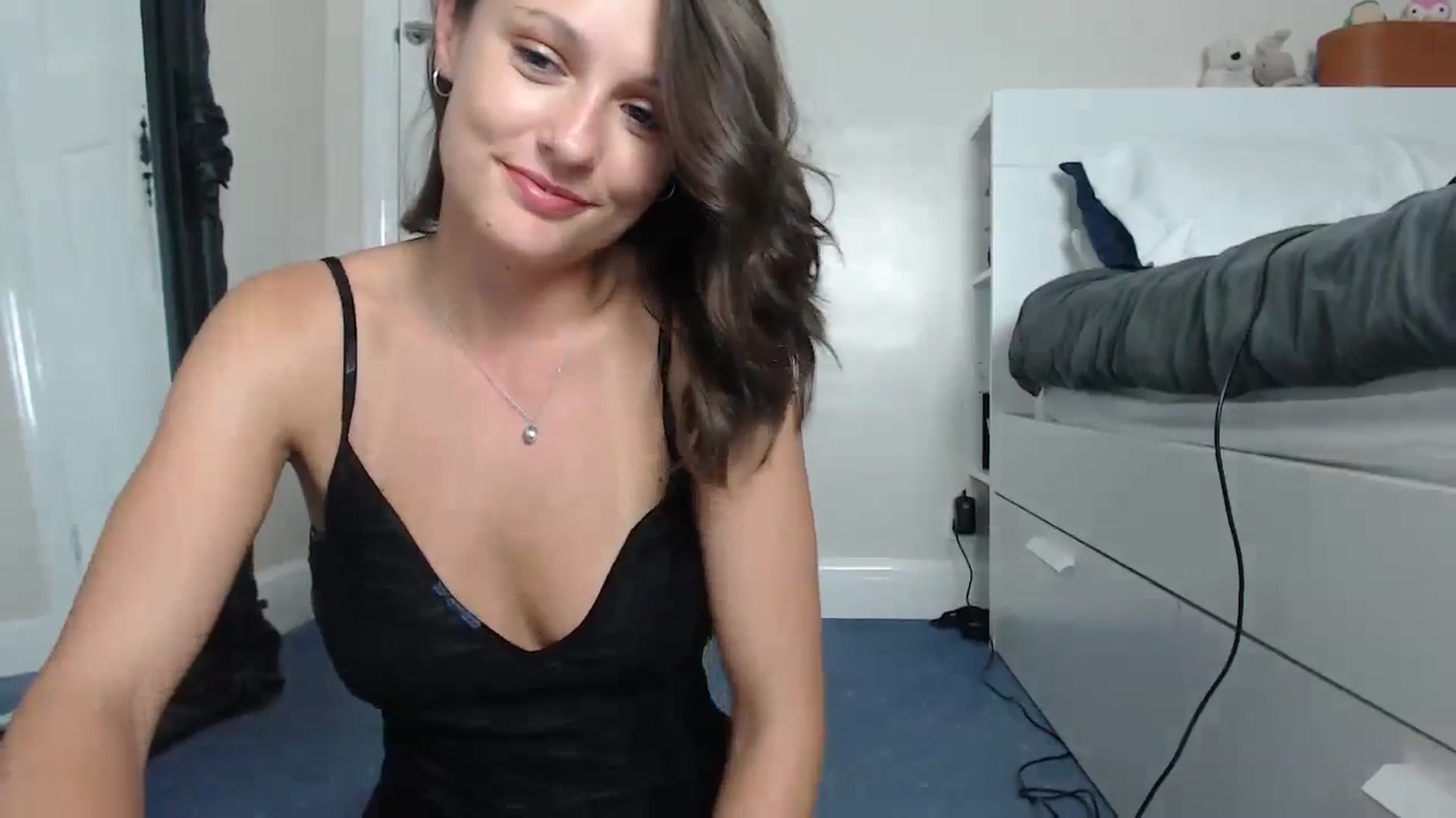 Gallery image thumbnail from ruby_oharax's myfreecams stream on, 08/18/2023, 19:16 image 18 of 20