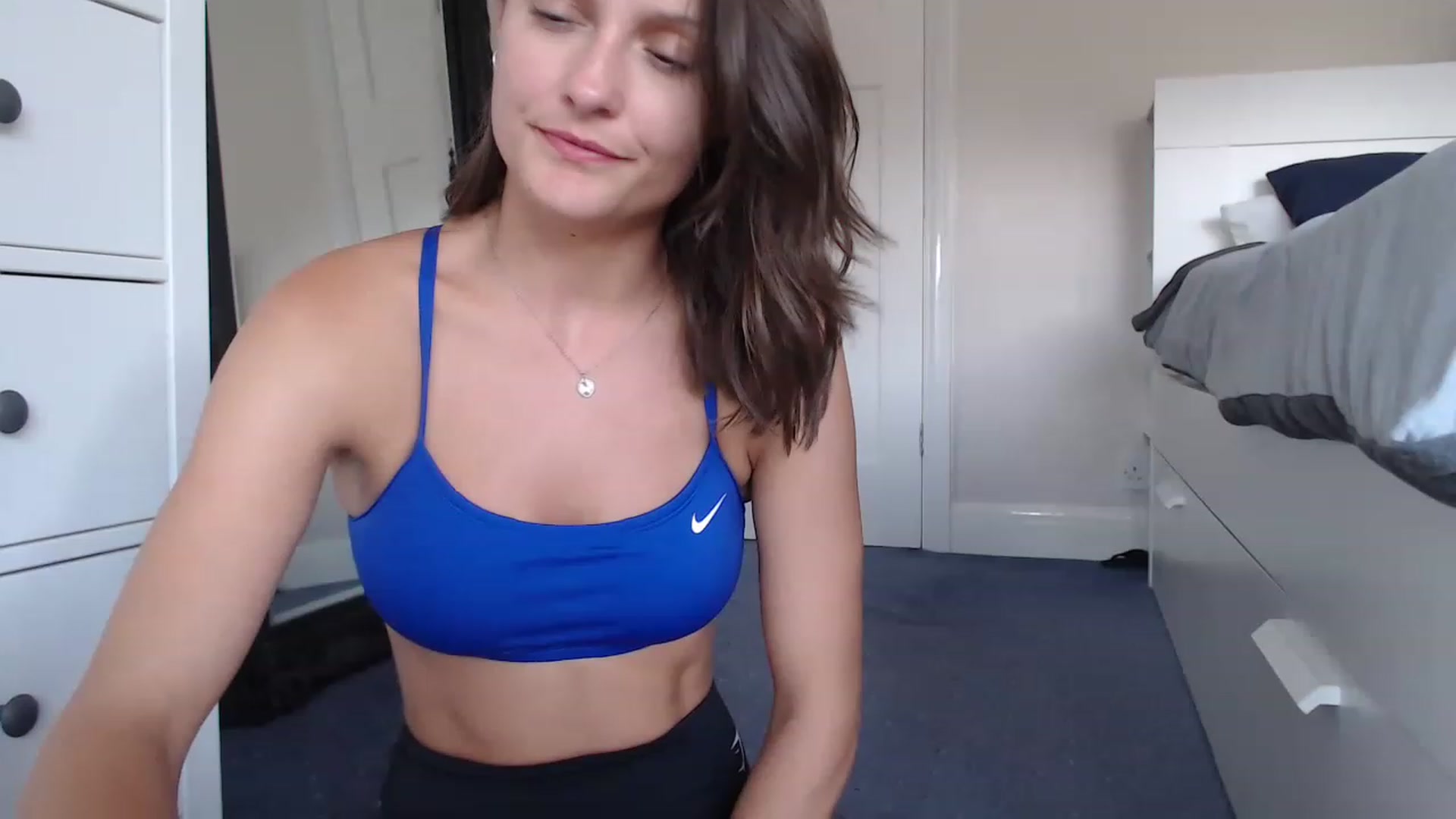 Gallery image thumbnail from ruby_oharax's myfreecams stream on, 08/19/2023, 18:27 image 14 of 20