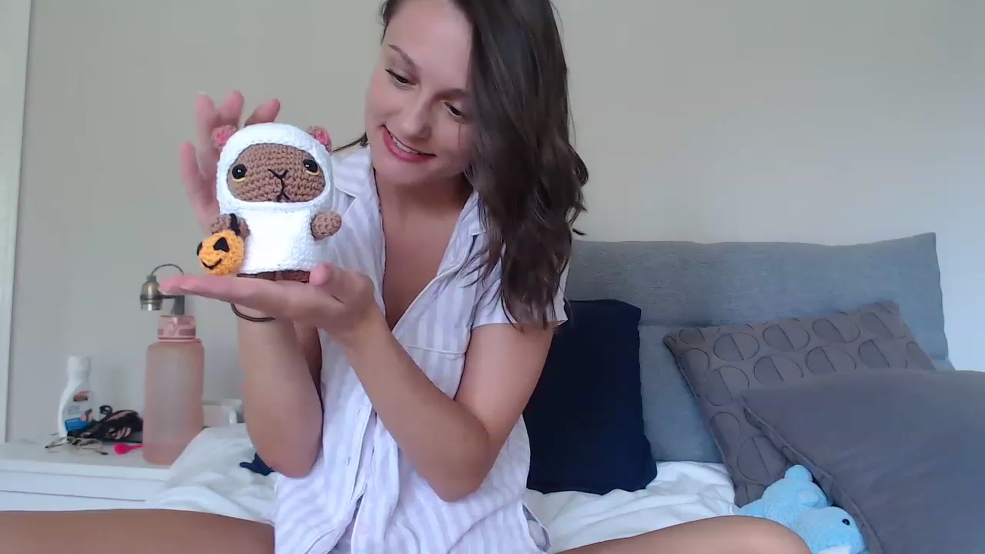 Gallery image thumbnail from ruby_oharax's myfreecams stream on, 08/20/2023, 10:25 image 8 of 20