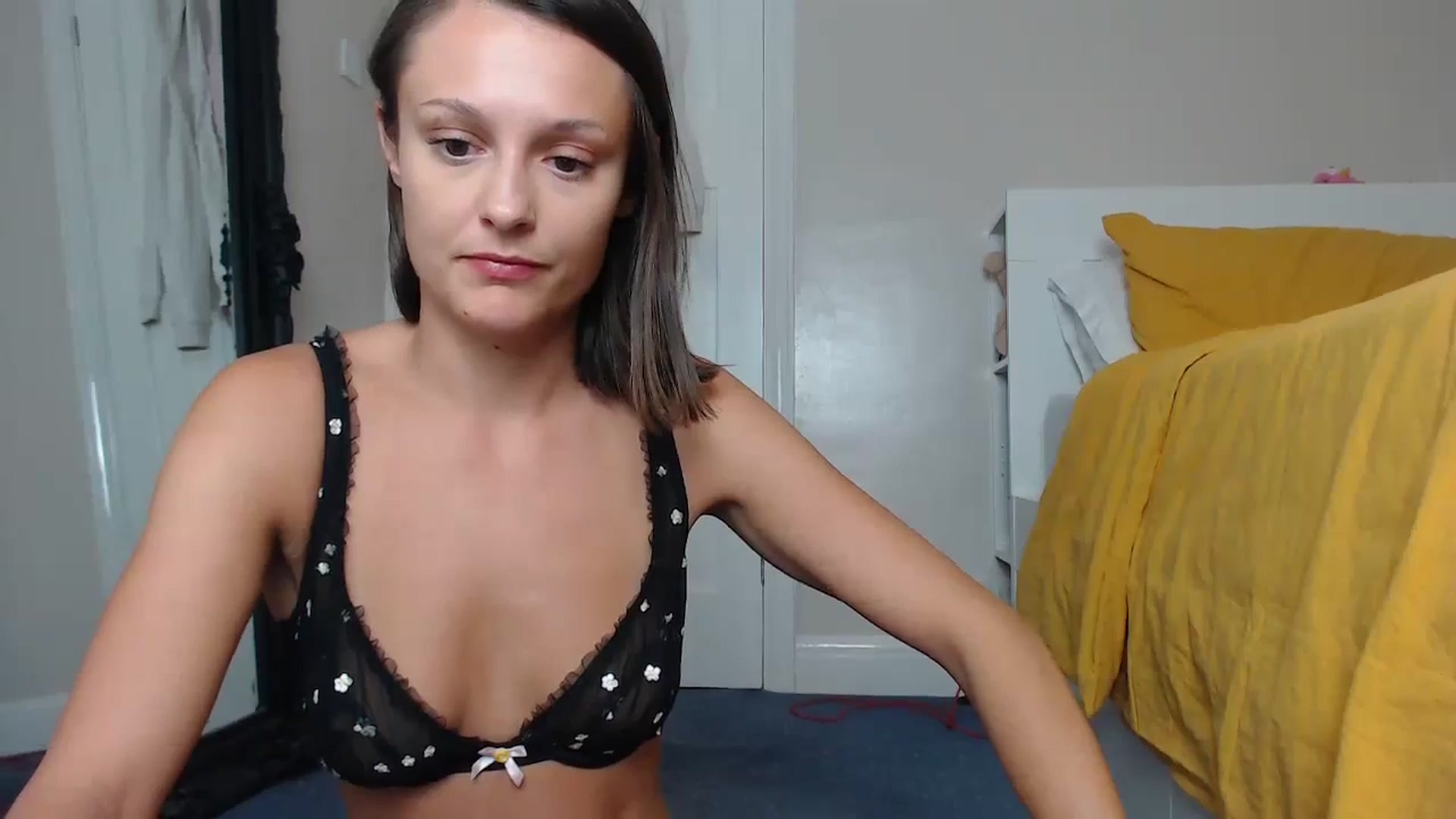 Gallery image thumbnail from ruby_oharax's myfreecams stream on, 08/29/2023, 20:07 image 4 of 20