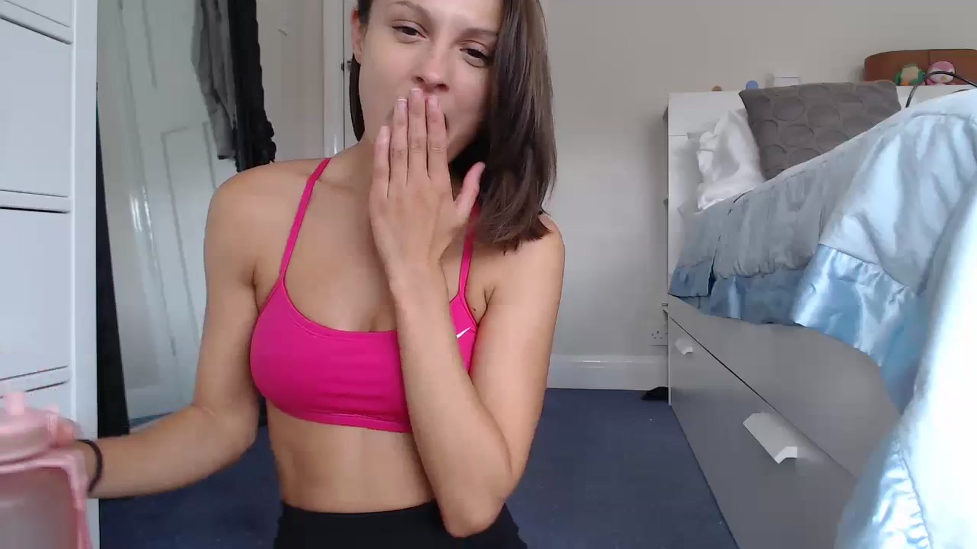 Gallery image thumbnail from ruby_oharax's myfreecams stream on, 09/25/2023, 16:19 image 9 of 20