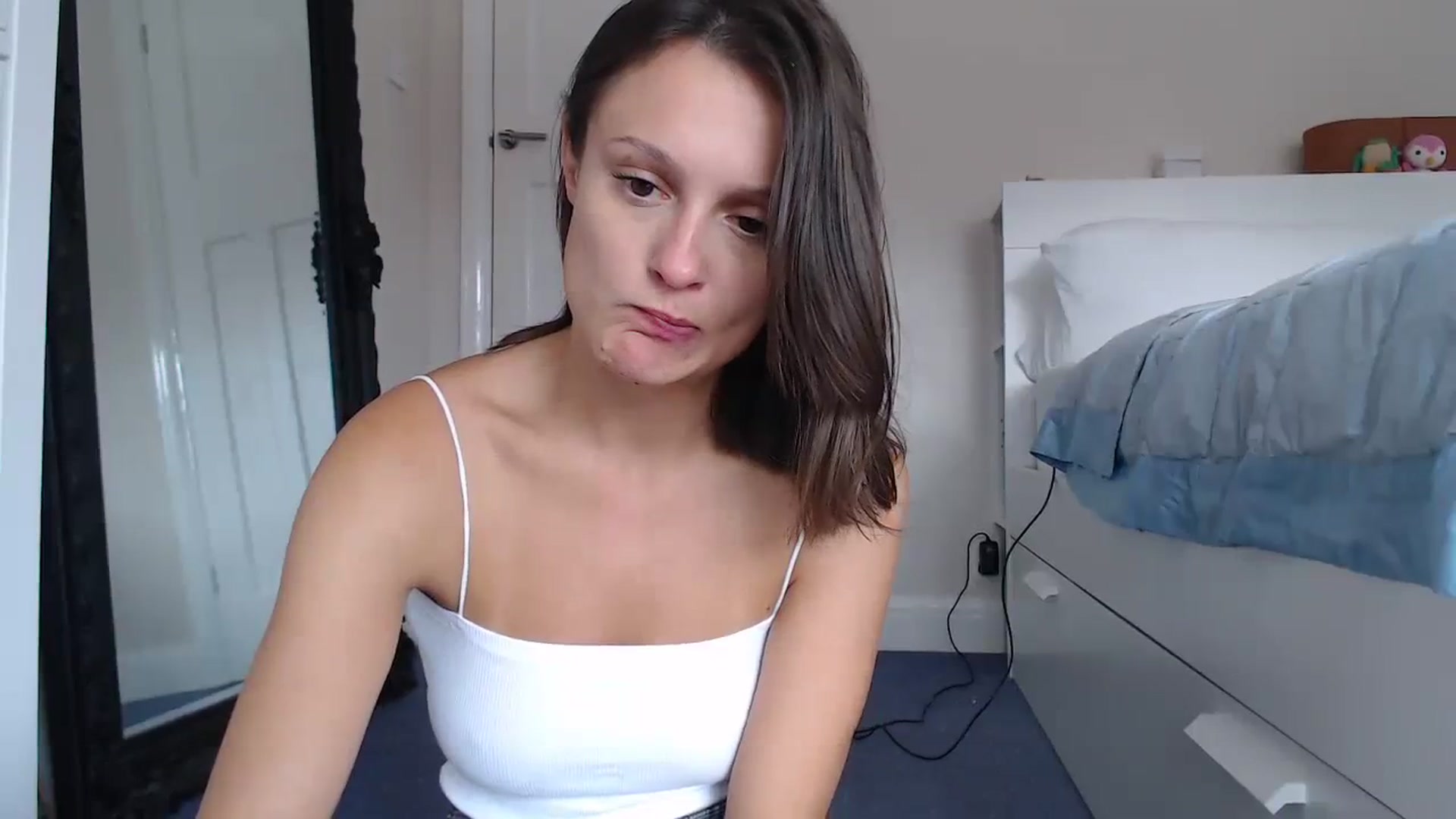 Gallery image thumbnail from ruby_oharax's myfreecams stream on, 09/26/2023, 12:12 image 11 of 20