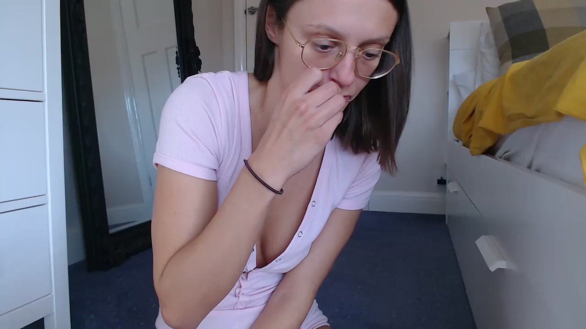 Gallery image thumbnail from ruby_oharax's myfreecams stream on, 10/22/2023, 09:25 image 12 of 20