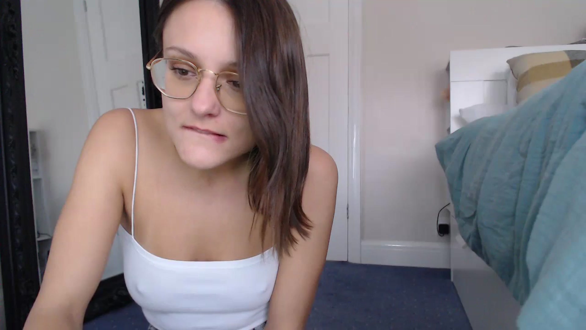 Gallery image thumbnail from ruby_oharax's myfreecams stream on, 11/10/2023, 14:43 image 3 of 20