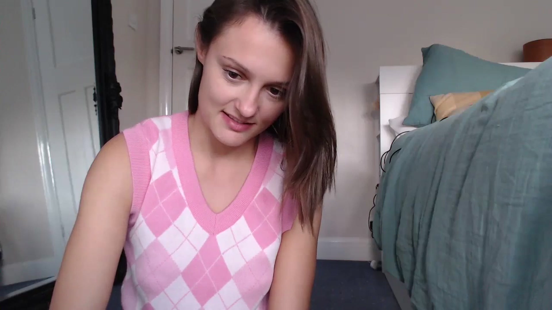 Gallery image thumbnail from ruby_oharax's myfreecams stream on, 11/14/2023, 15:52 image 13 of 20
