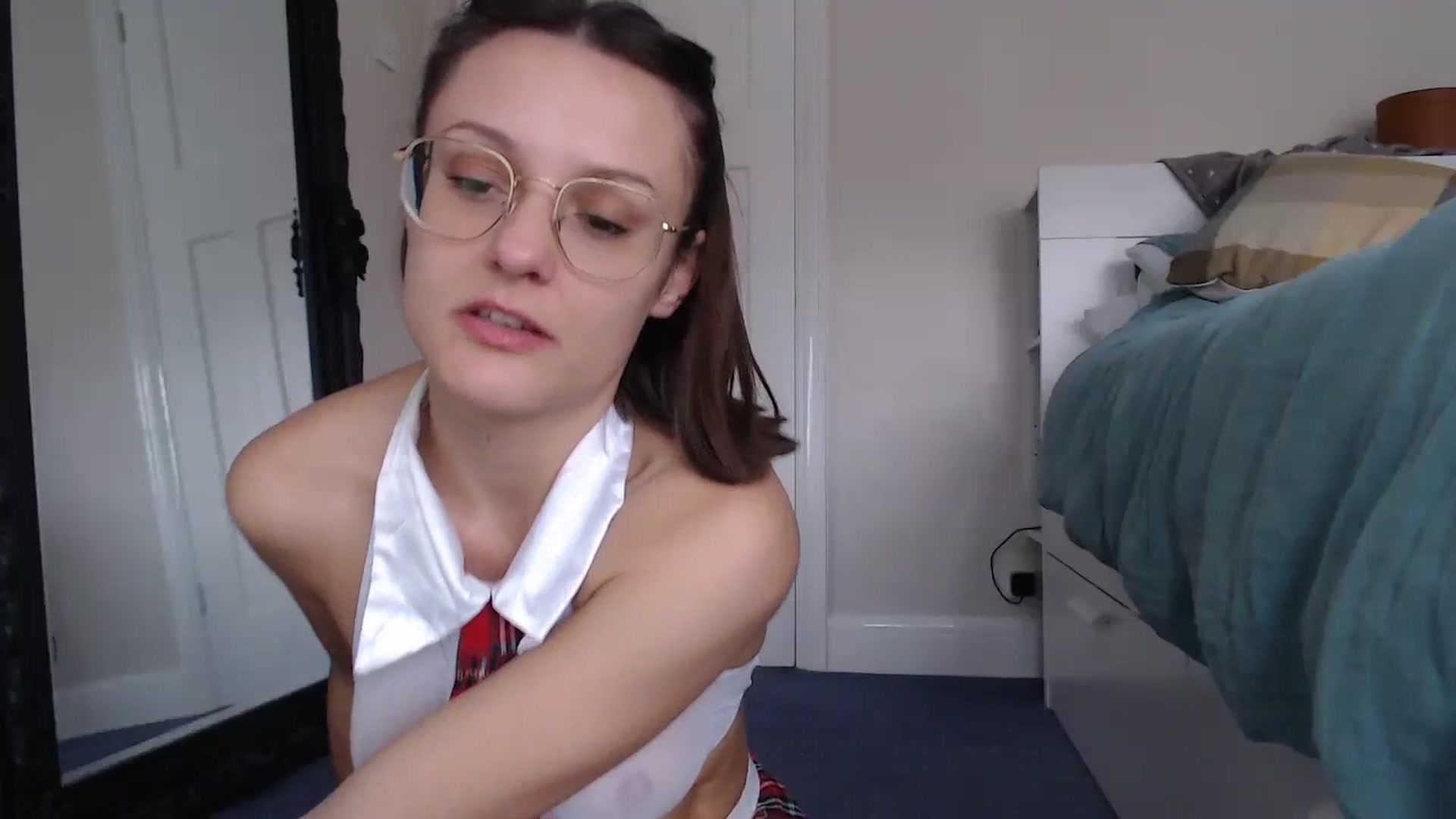 Gallery image thumbnail from ruby_oharax's myfreecams stream on, 12/15/2023, 13:34 image 9 of 20