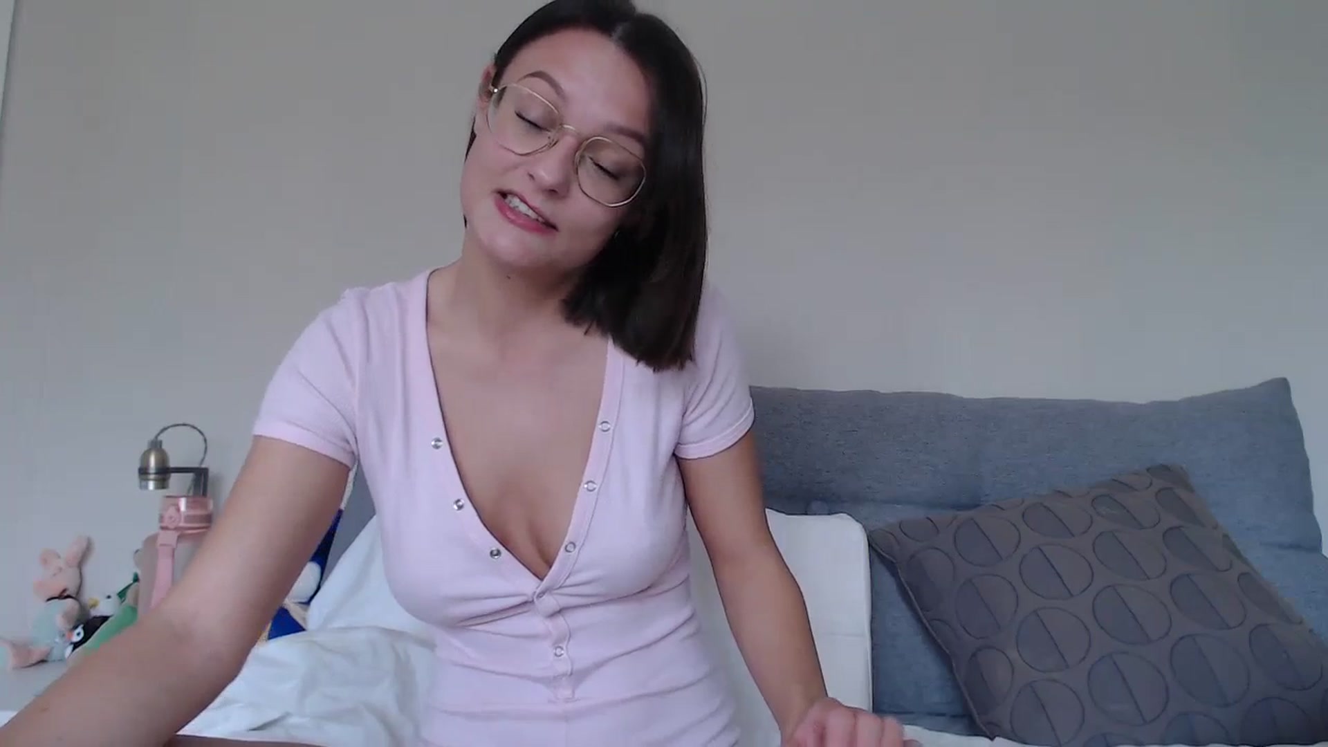 Gallery image thumbnail from ruby_oharax's myfreecams stream on, 12/28/2023, 15:05 image 2 of 20