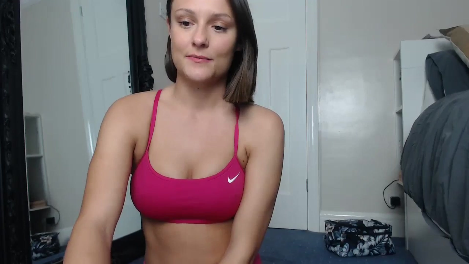 Gallery image thumbnail from ruby_oharax's myfreecams stream on, 01/04/2024, 16:16 image 2 of 20