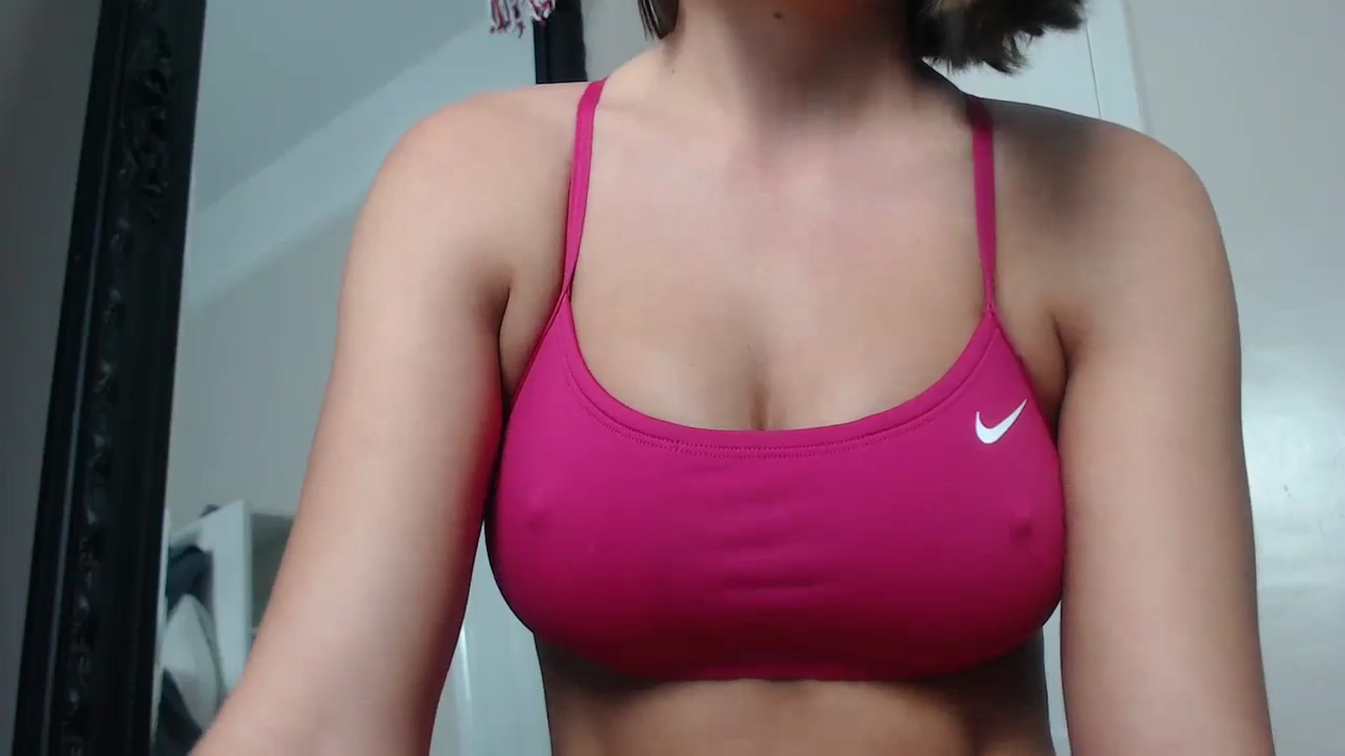 Gallery image thumbnail from ruby_oharax's myfreecams stream on, 01/04/2024, 16:16 image 18 of 20