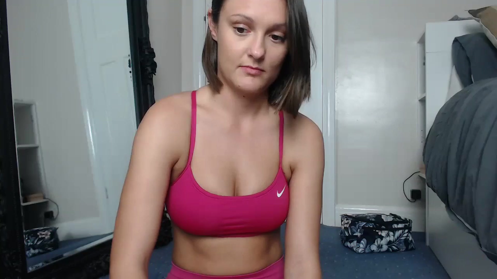 Gallery image thumbnail from ruby_oharax's myfreecams stream on, 01/04/2024, 16:16 image 16 of 20
