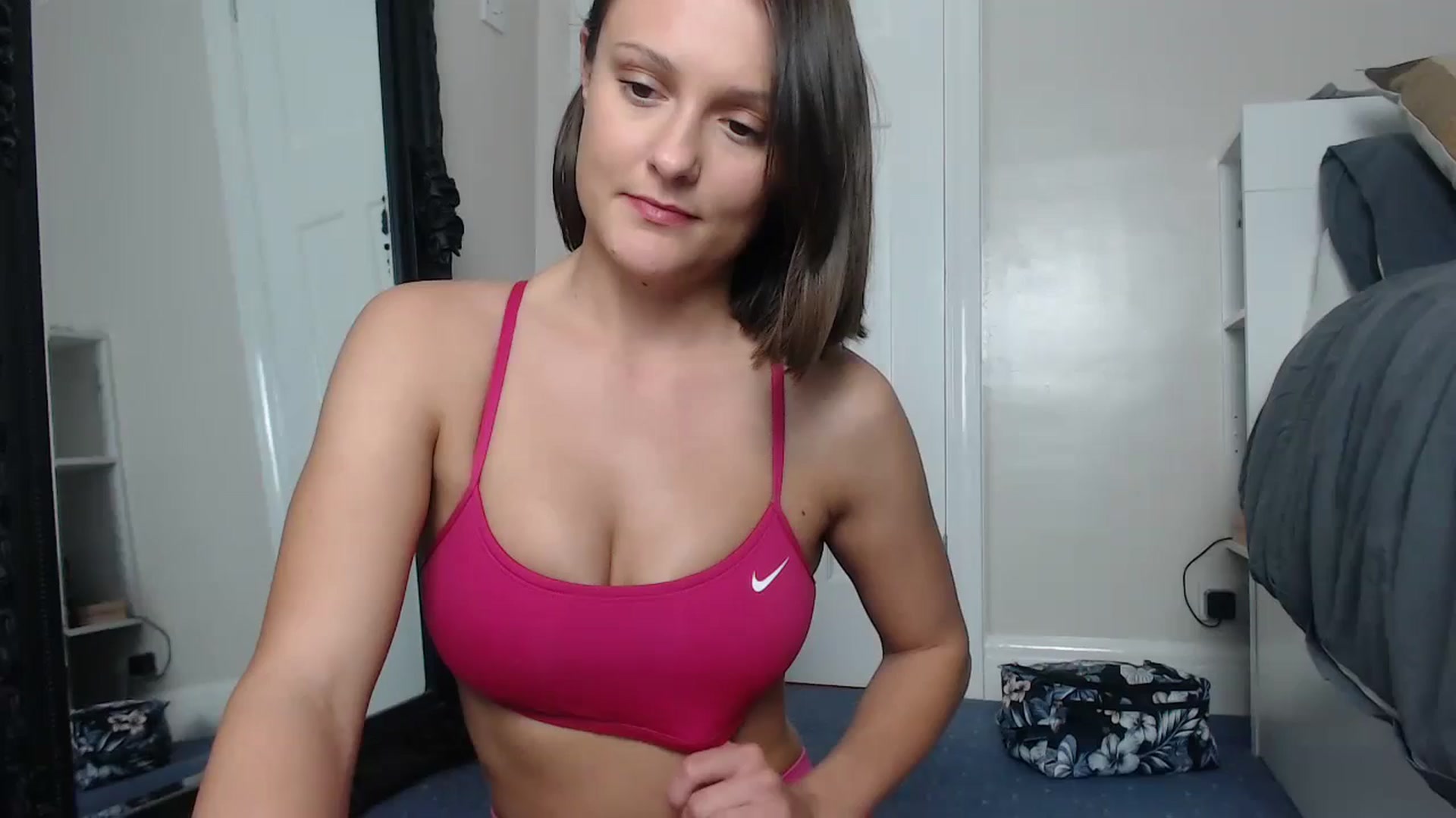 Gallery image thumbnail from ruby_oharax's myfreecams stream on, 01/04/2024, 16:16 image 12 of 20