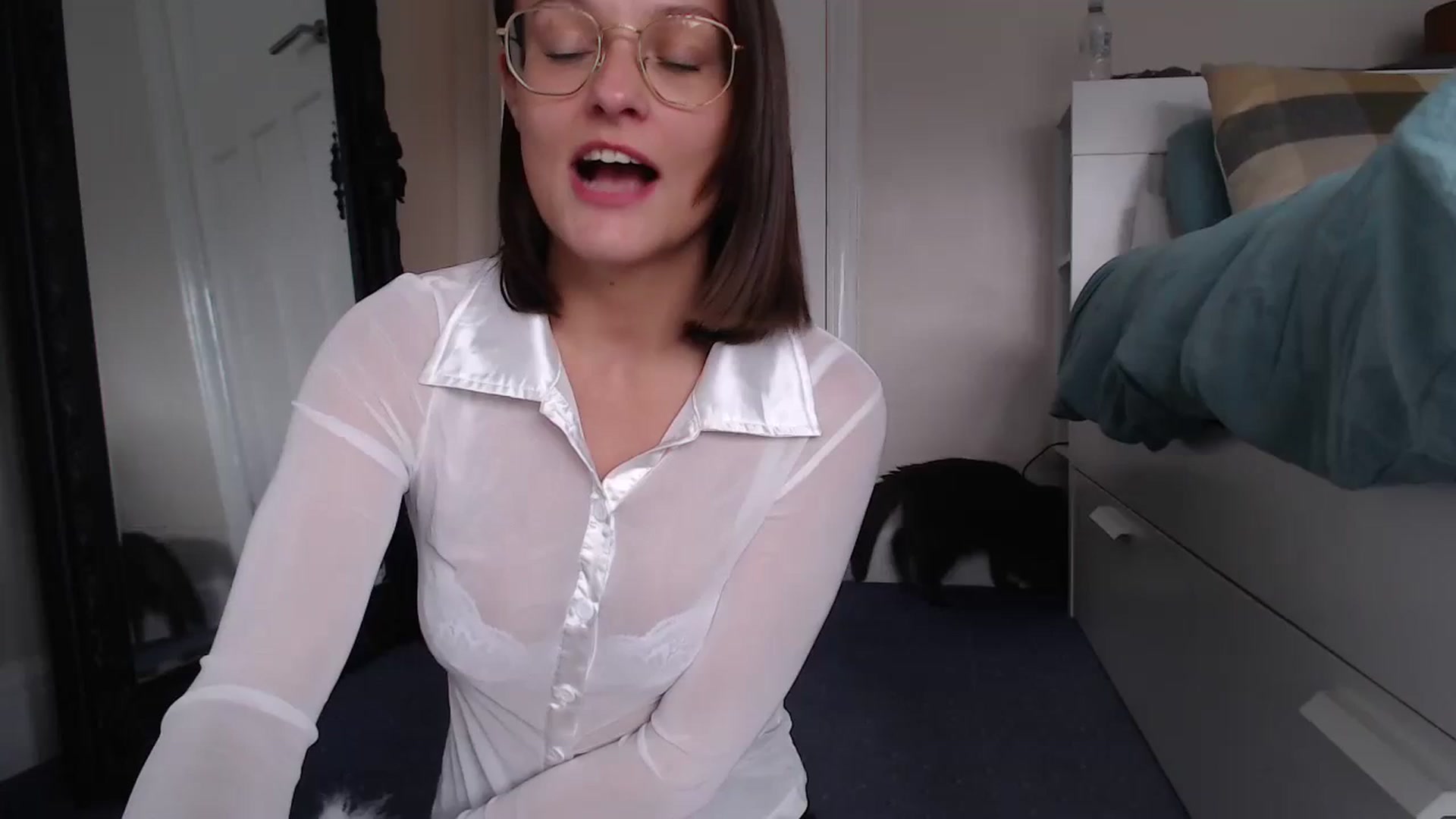 Gallery image thumbnail from ruby_oharax's myfreecams stream on, 01/30/2024, 16:50 image 2 of 20
