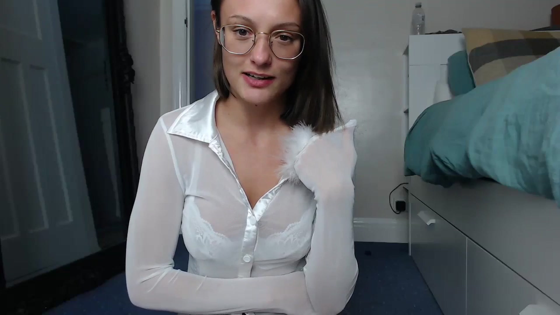 Gallery image thumbnail from ruby_oharax's myfreecams stream on, 01/30/2024, 16:50 image 13 of 20