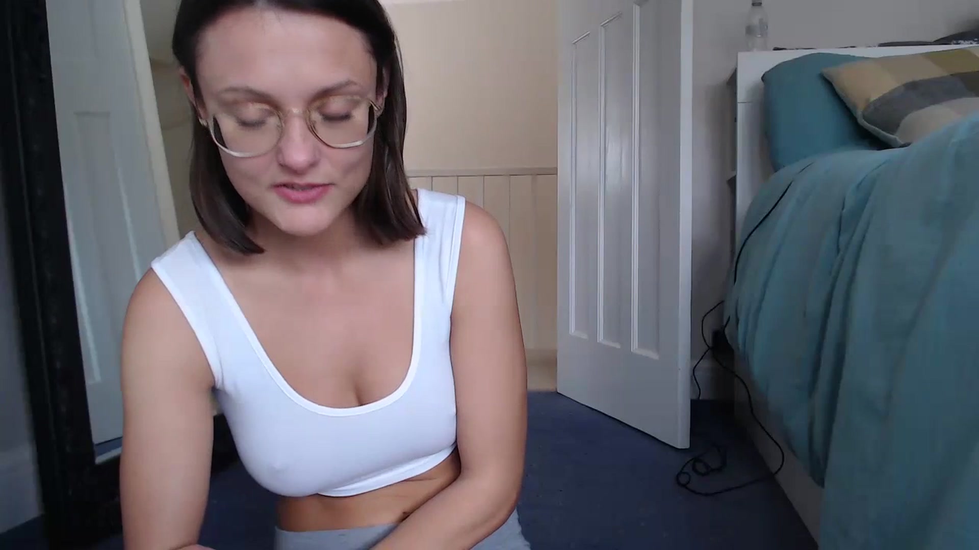 Gallery image thumbnail from ruby_oharax's myfreecams stream on, 01/31/2024, 13:38 image 2 of 20