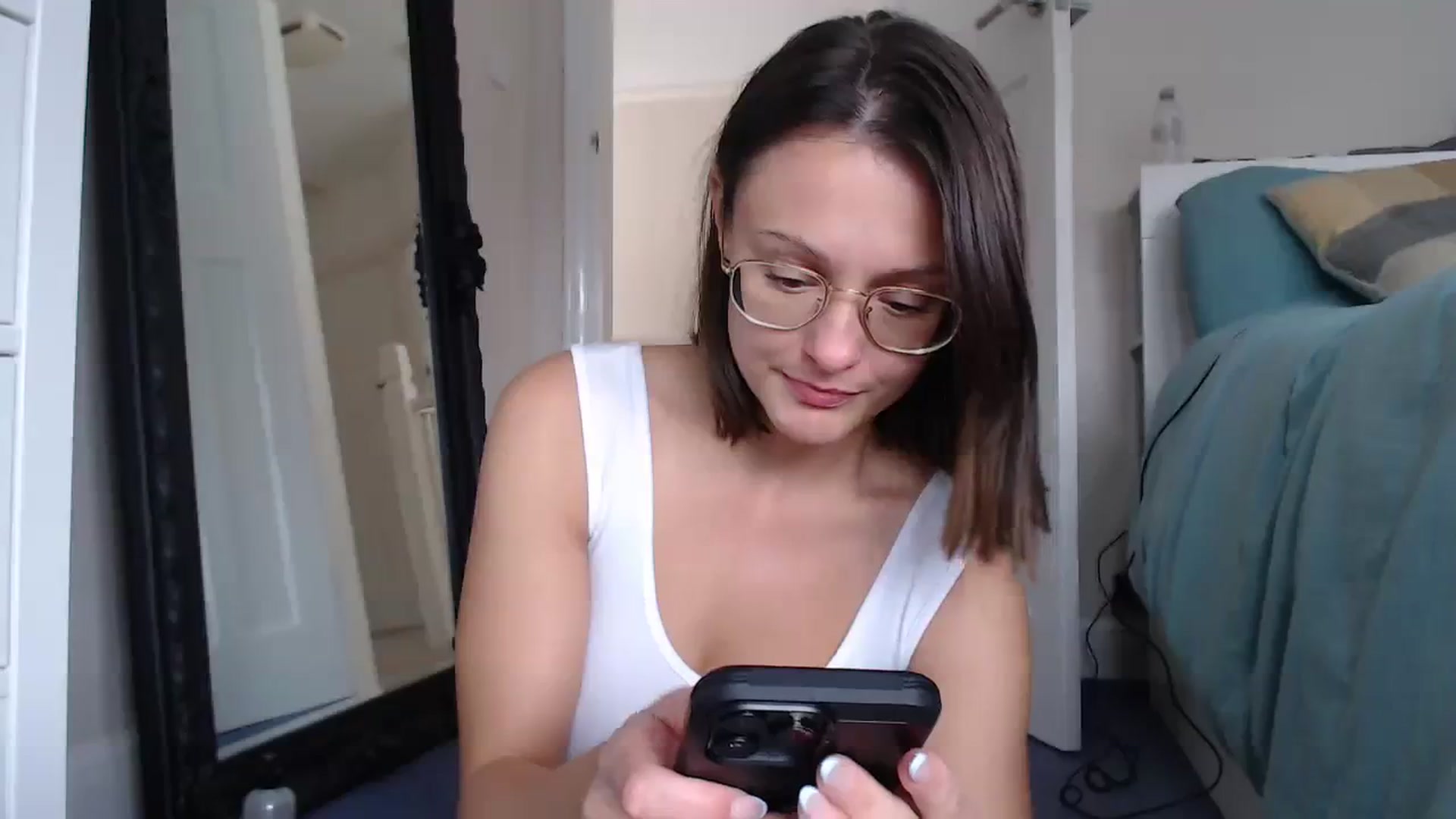 Gallery image thumbnail from ruby_oharax's myfreecams stream on, 01/31/2024, 13:38 image 14 of 20