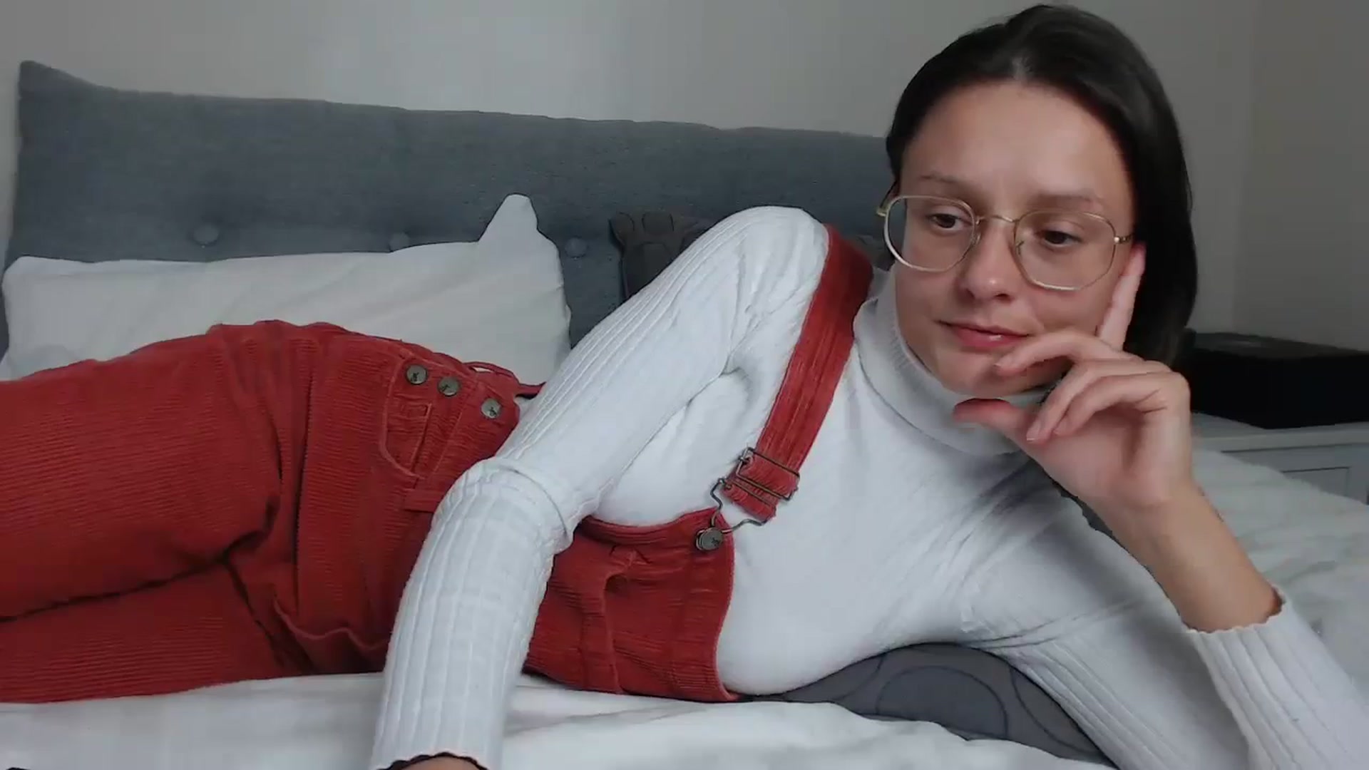 Gallery image thumbnail from ruby_oharax's myfreecams stream on, 02/13/2024, 16:34 image 9 of 20