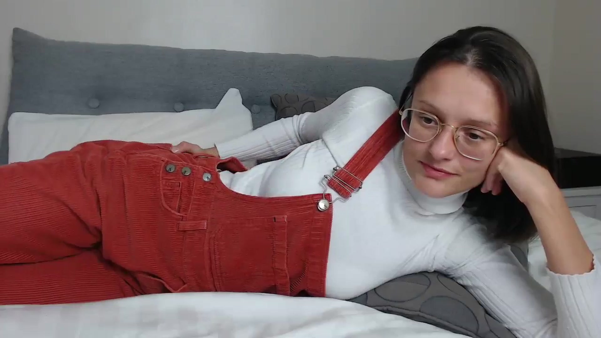 Gallery image thumbnail from ruby_oharax's myfreecams stream on, 02/13/2024, 16:34 image 14 of 20