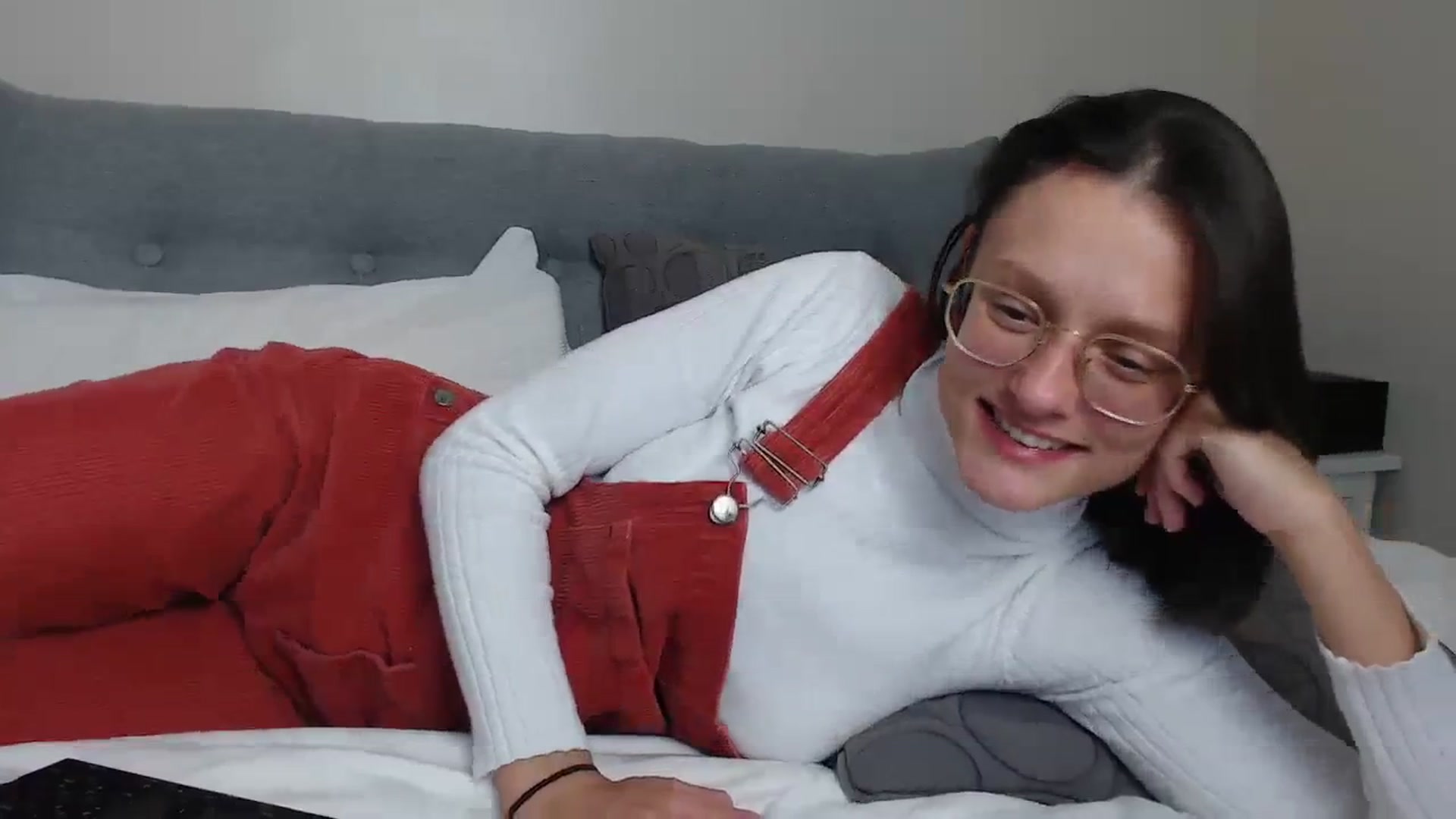 Gallery image thumbnail from ruby_oharax's myfreecams stream on, 02/13/2024, 16:34 image 6 of 20