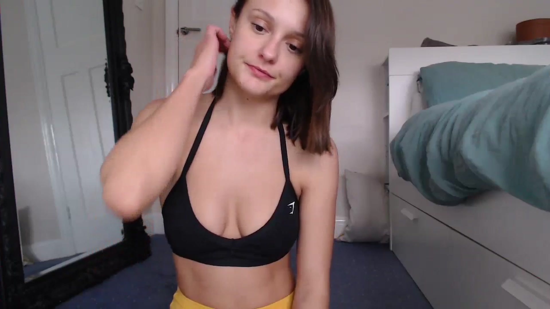 Gallery image thumbnail from ruby_oharax's myfreecams stream on, 02/20/2024, 17:28 image 5 of 20