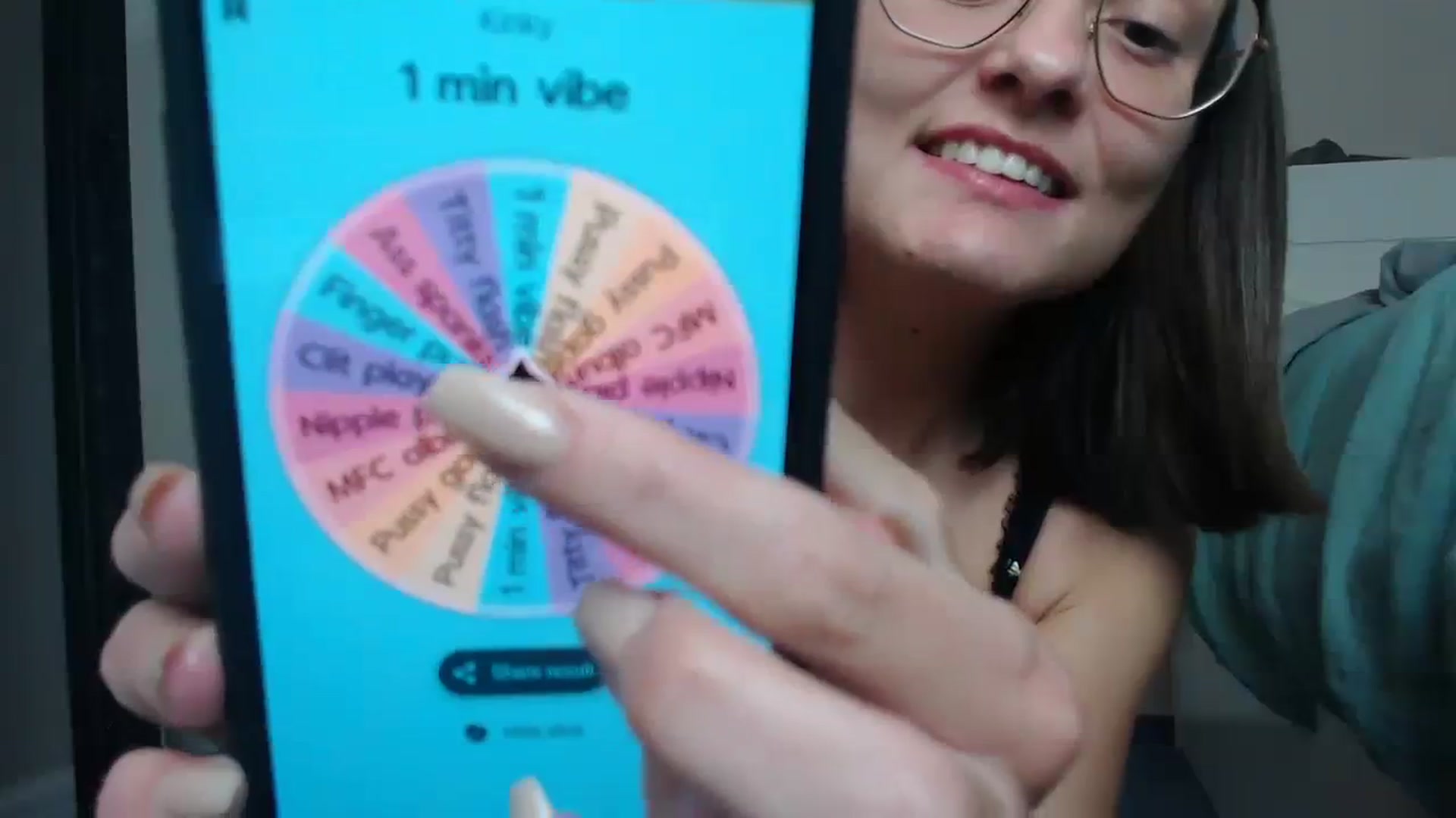Gallery image thumbnail from ruby_oharax's myfreecams stream on, 02/21/2024, 22:07 image 19 of 20